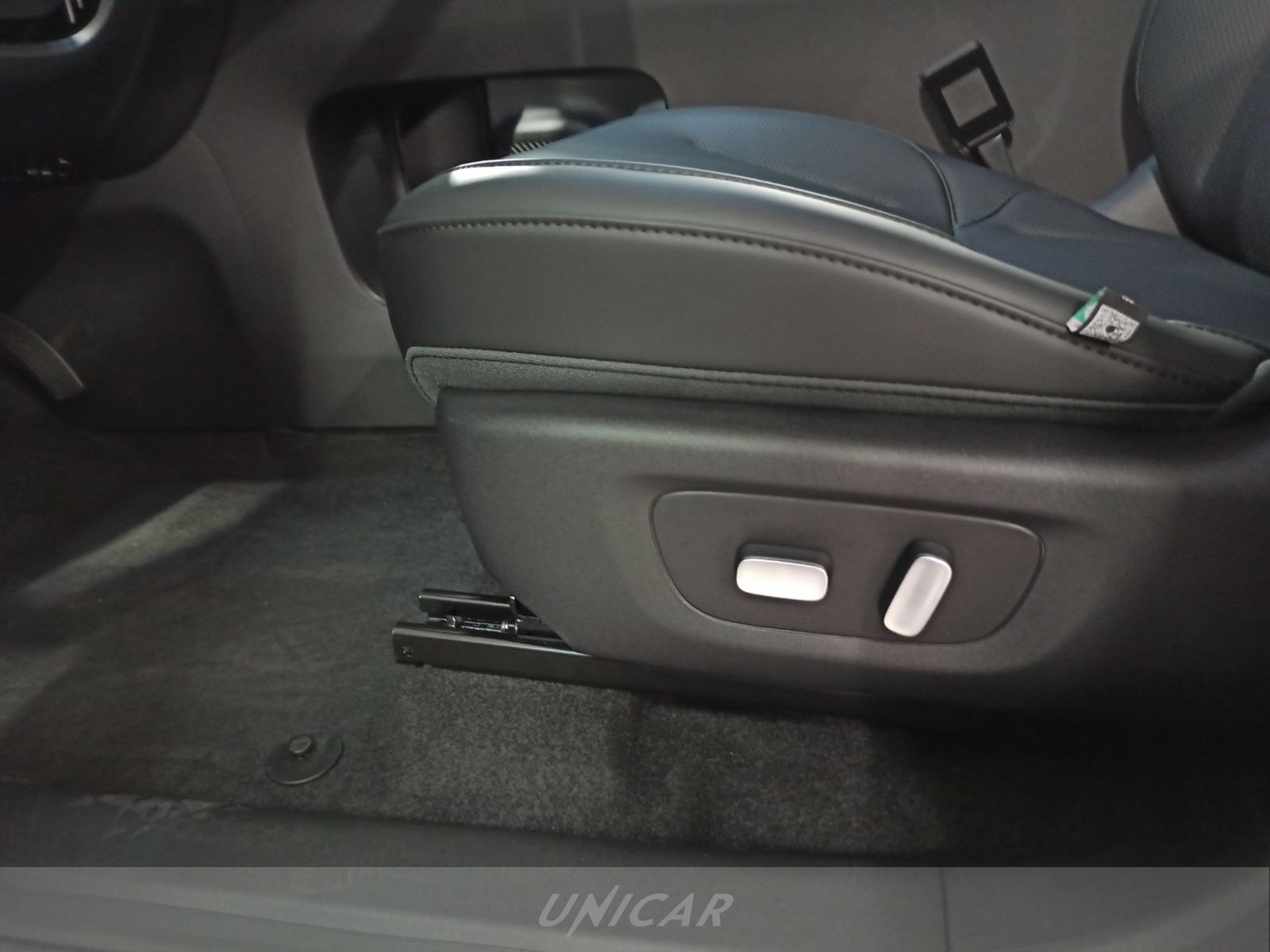 UNICAR Leapmotor B03X