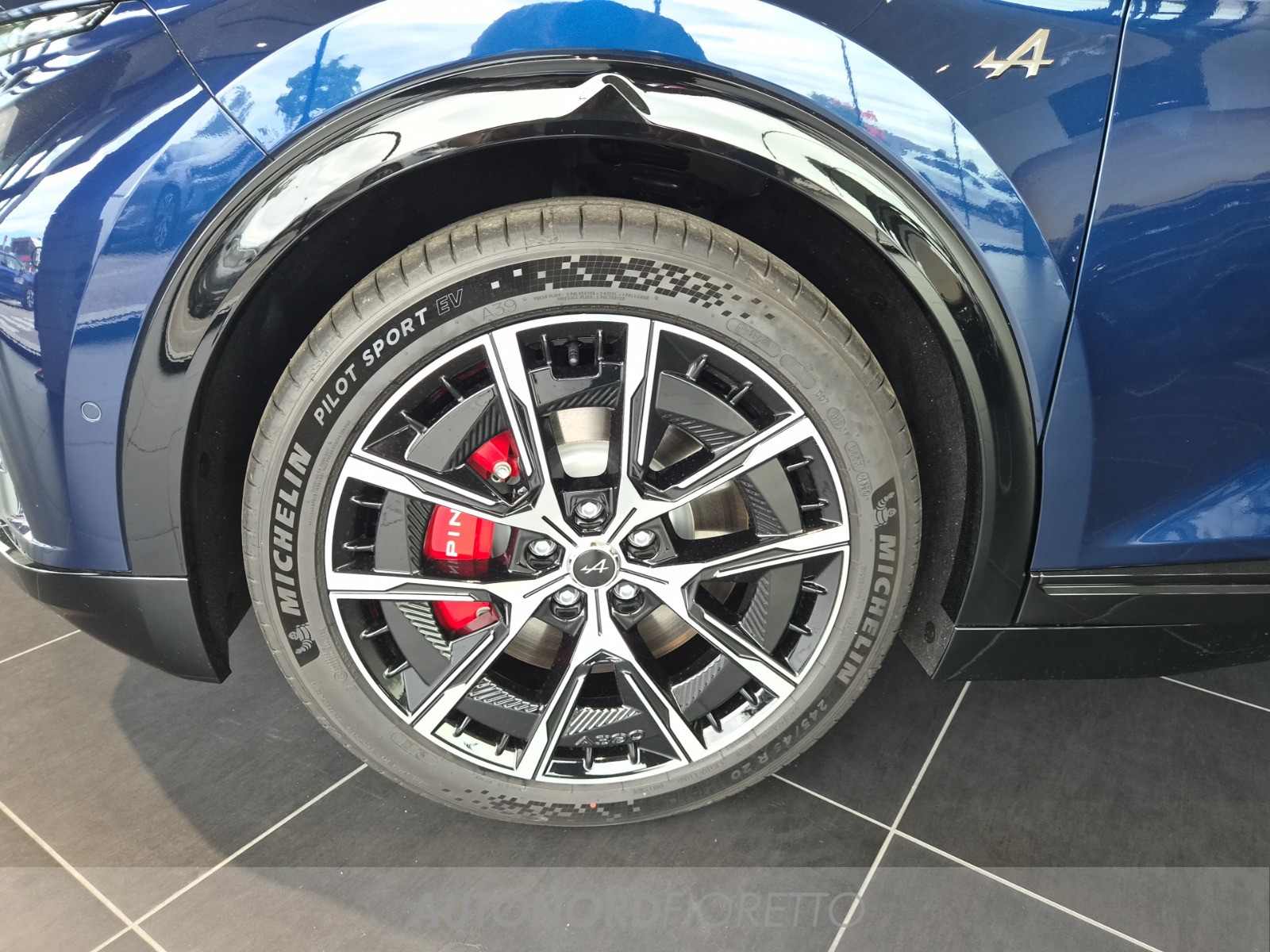 AUTONORD Alpine A390