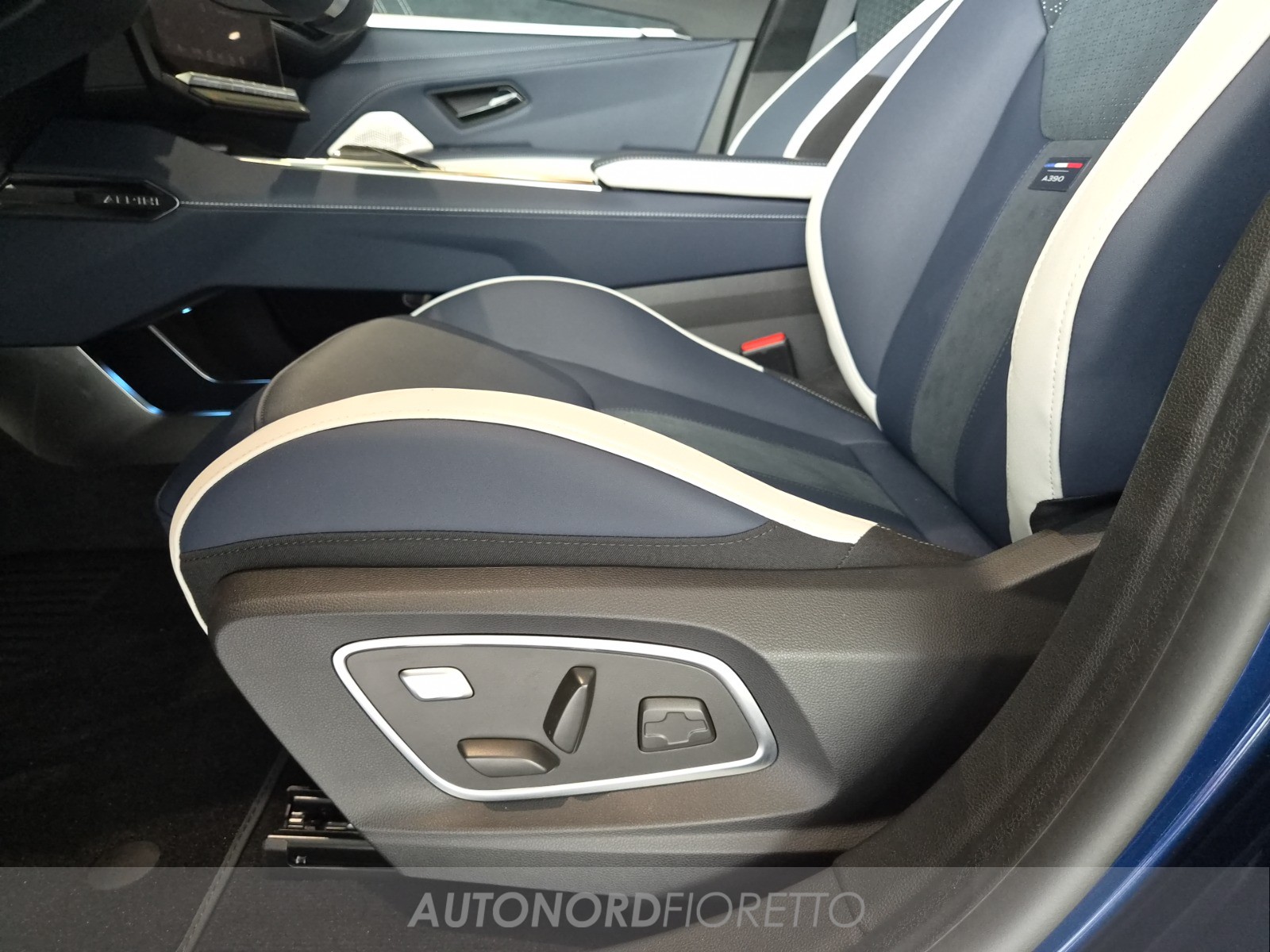 AUTONORD Alpine A390