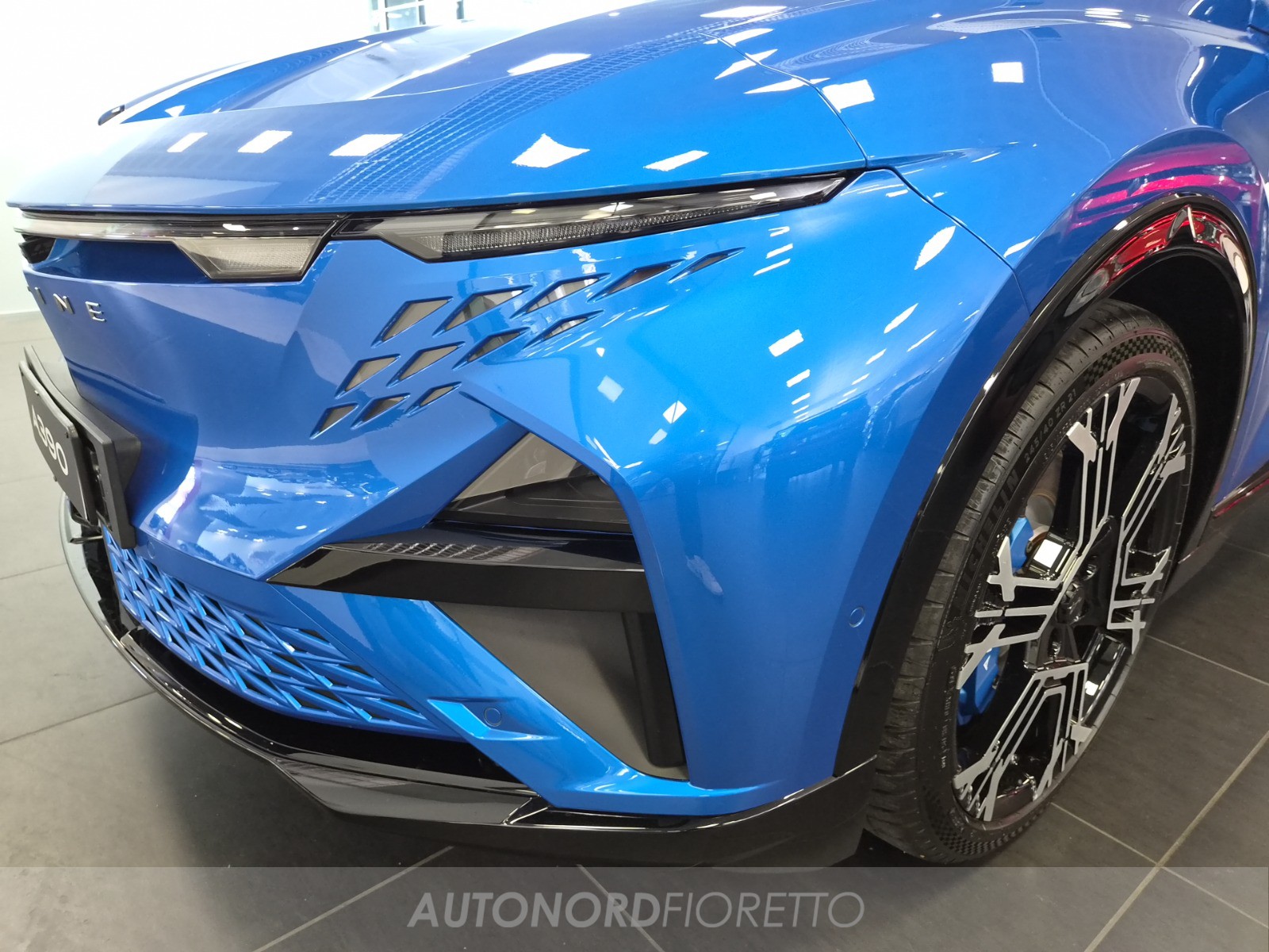 AUTONORD Alpine A390