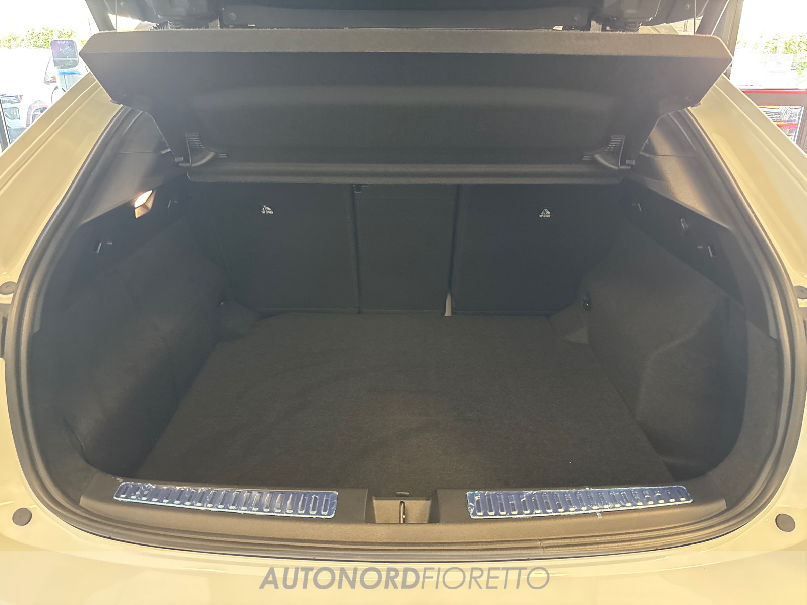 AUTONORD Renault Rafale