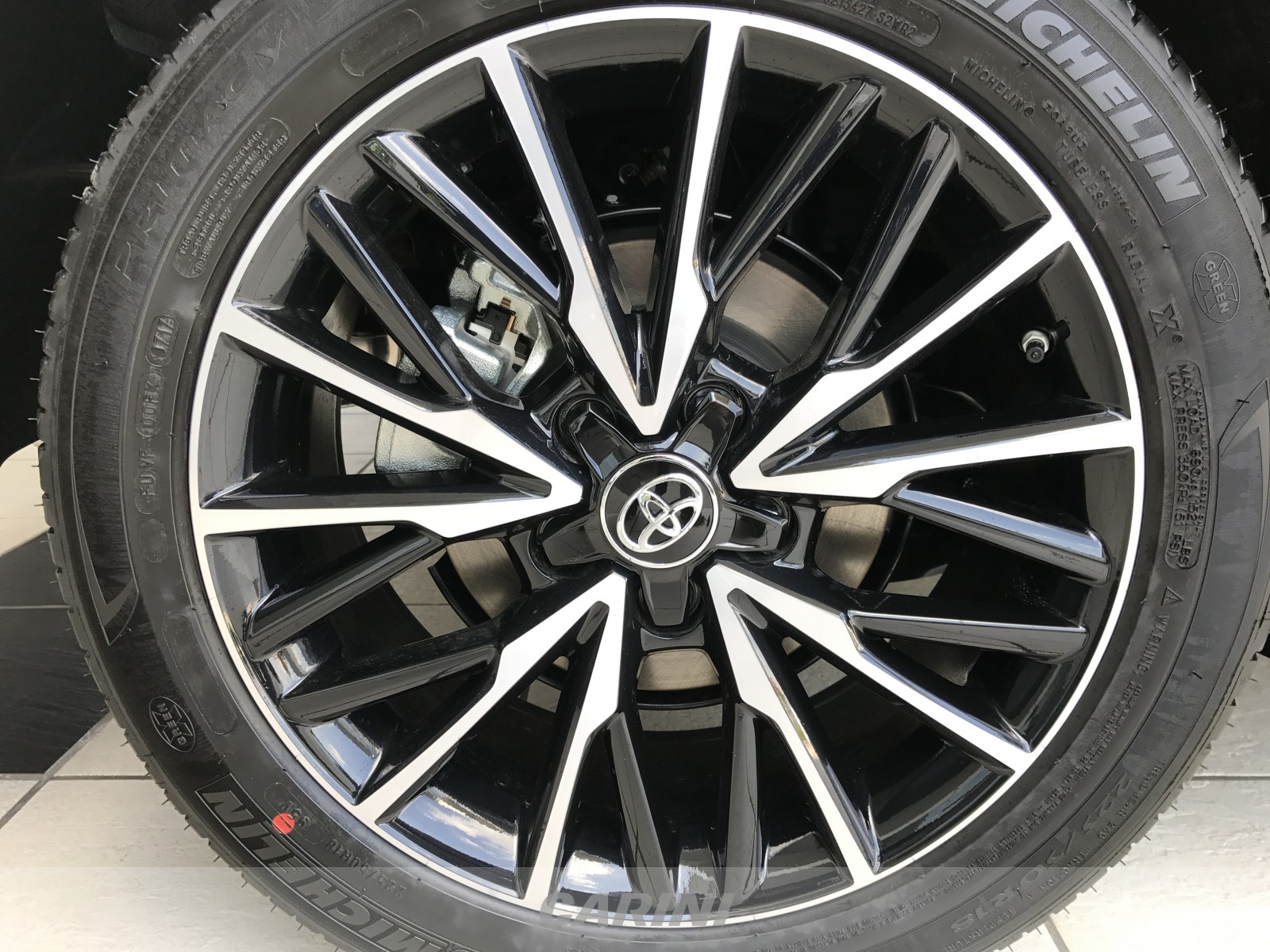 CARINI Toyota C-HR
