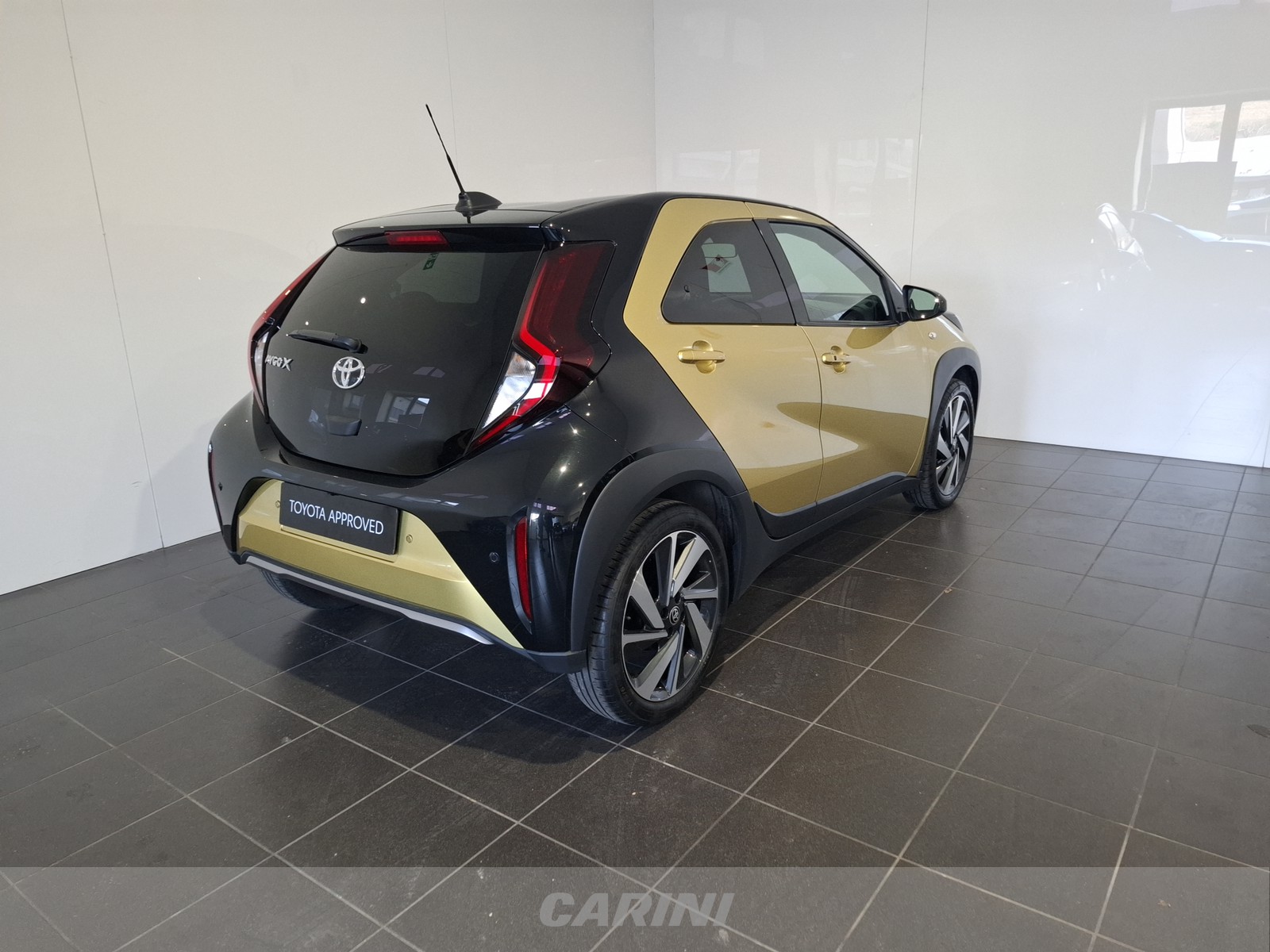 CARINI Toyota Aygo