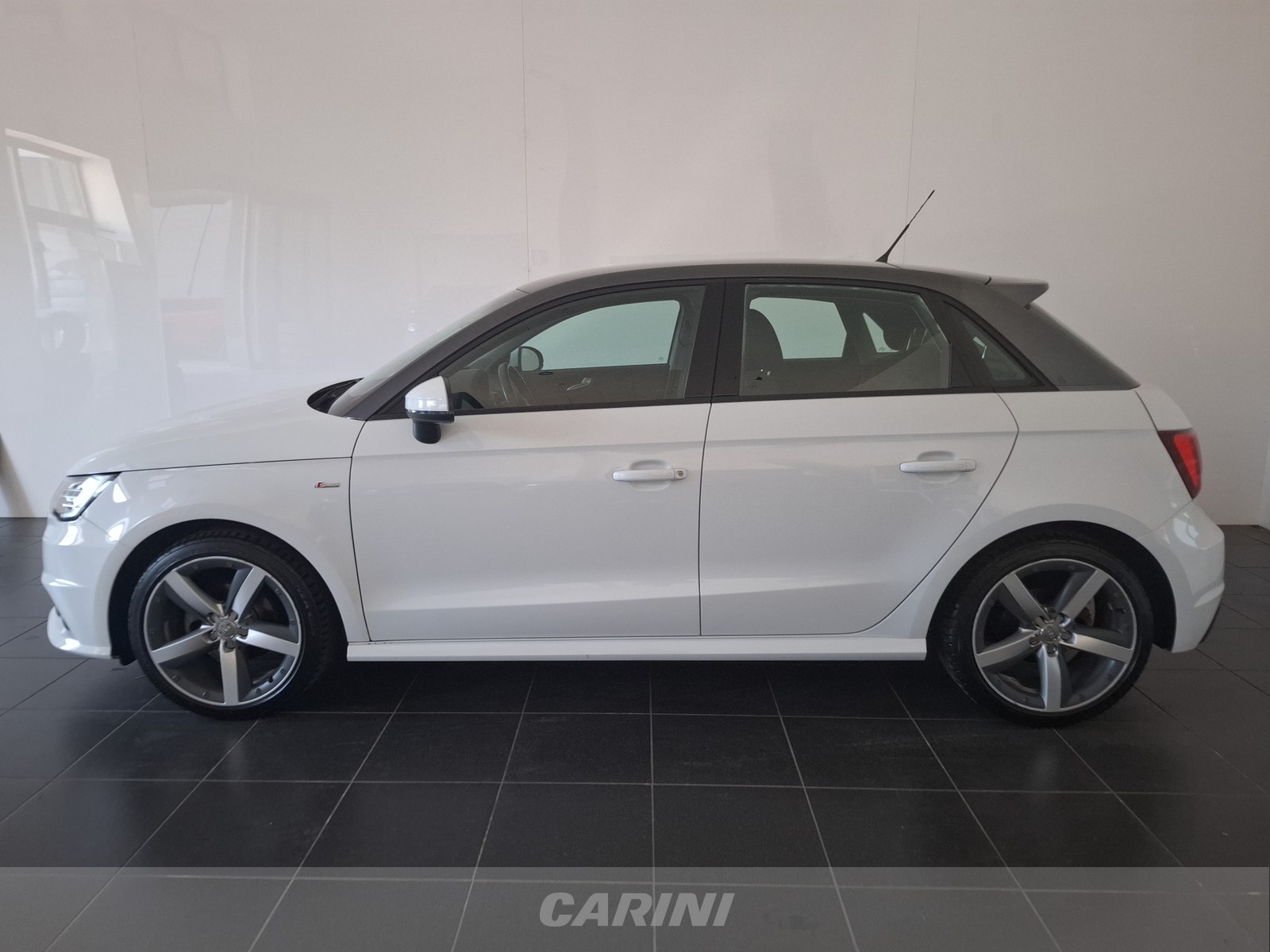 CARINI Audi A1