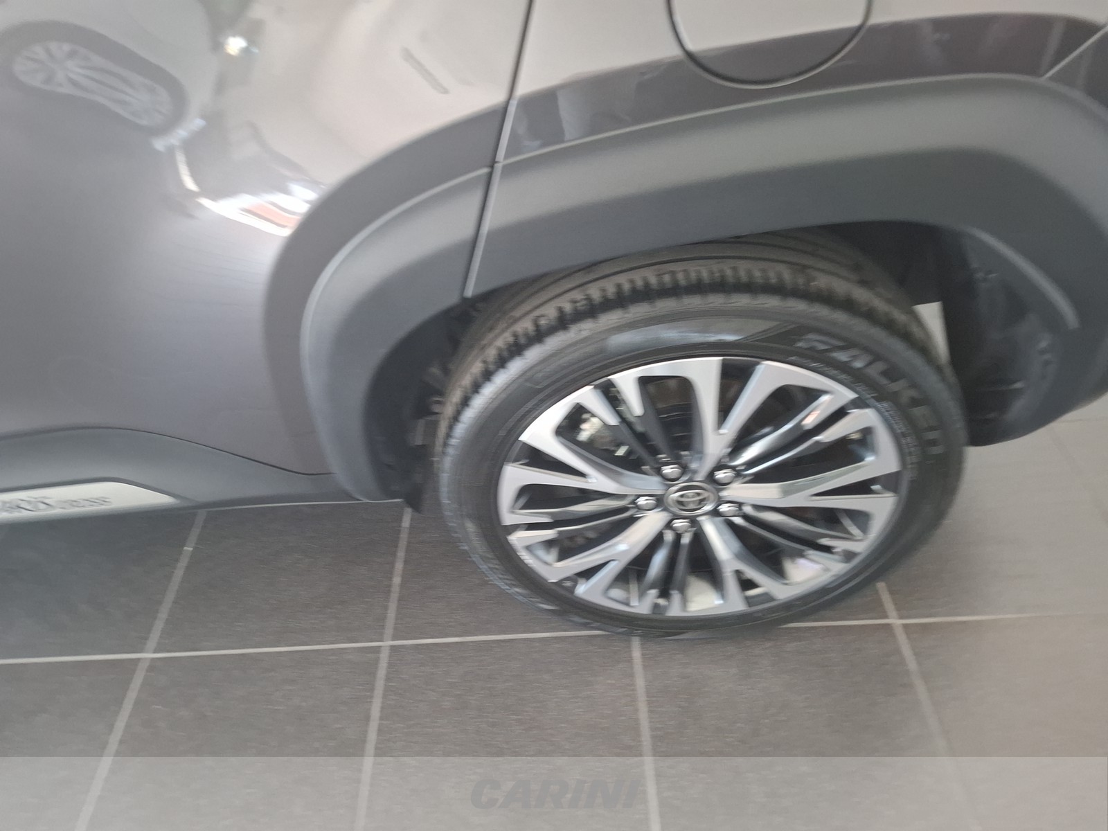 CARINI Toyota yaris cross