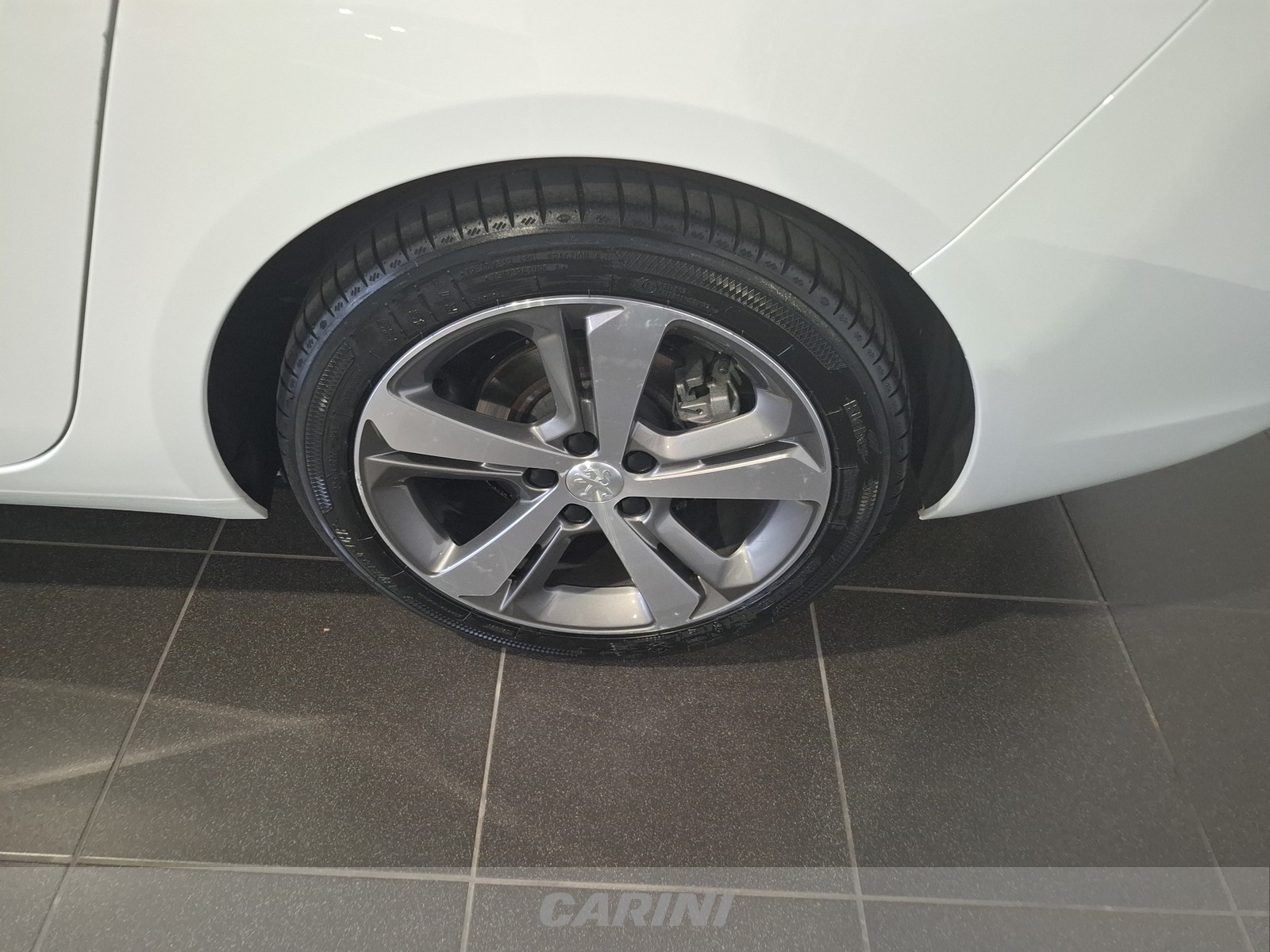 CARINI Peugeot 308