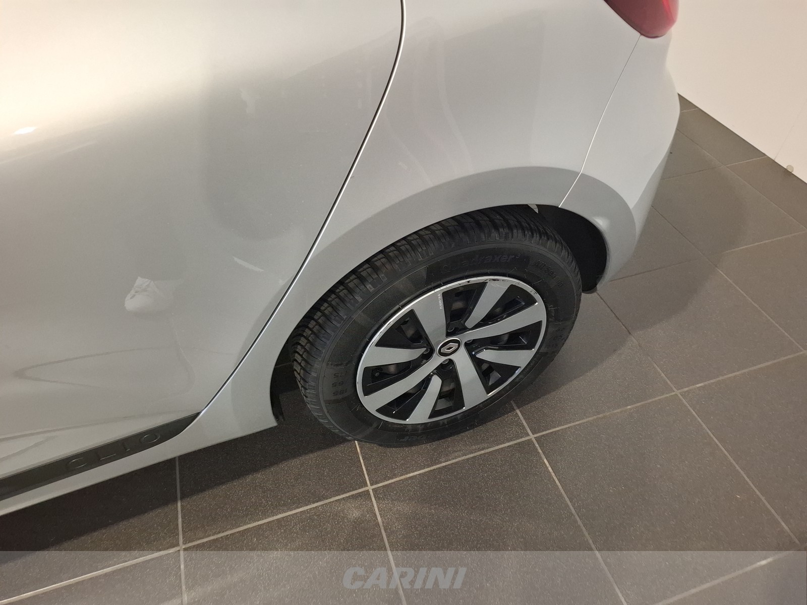 CARINI Renault Clio