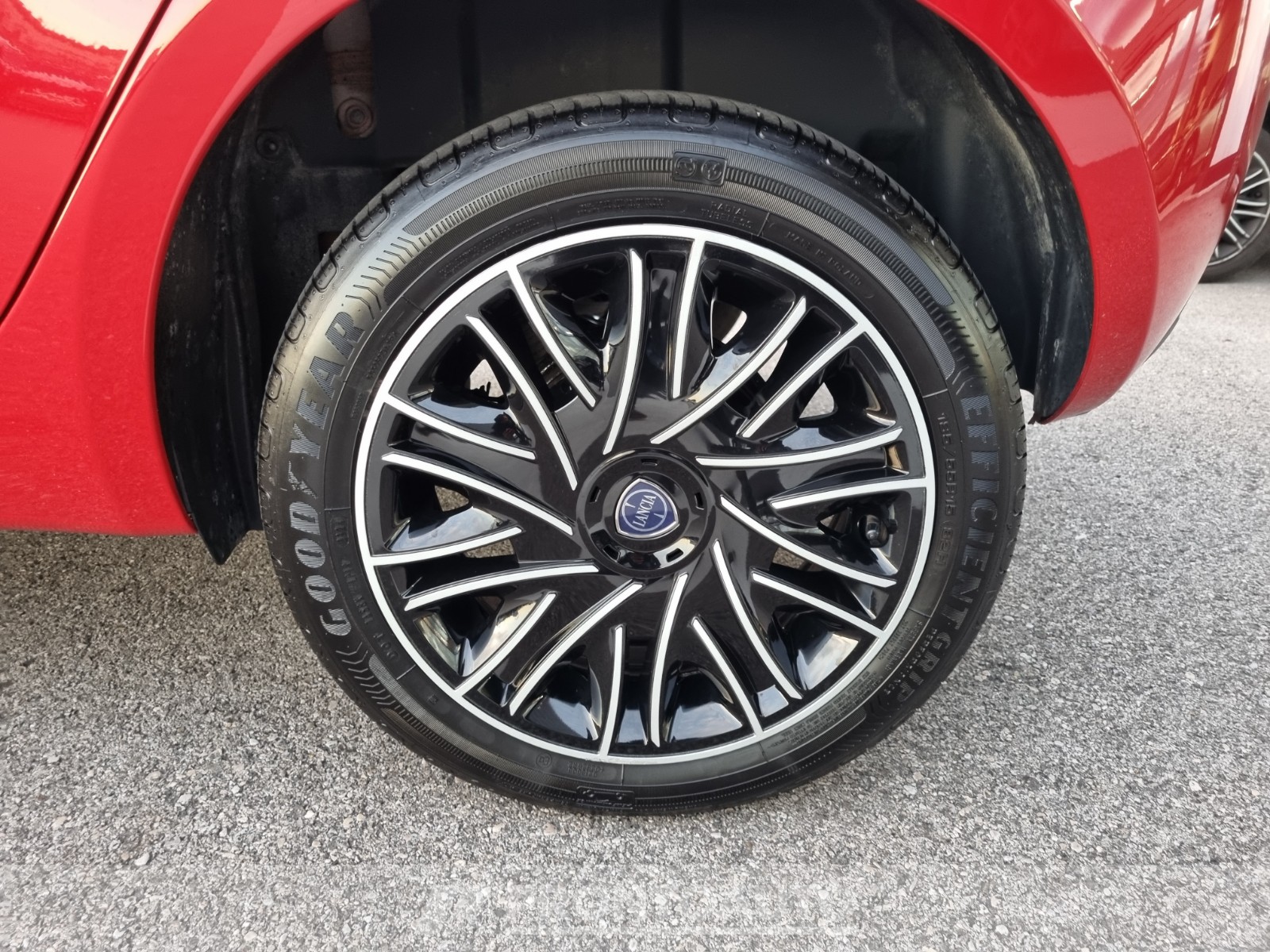 PRONTOAUTO Lancia Ypsilon