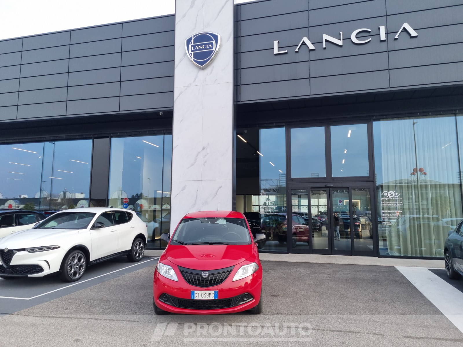 PRONTOAUTO Lancia Ypsilon