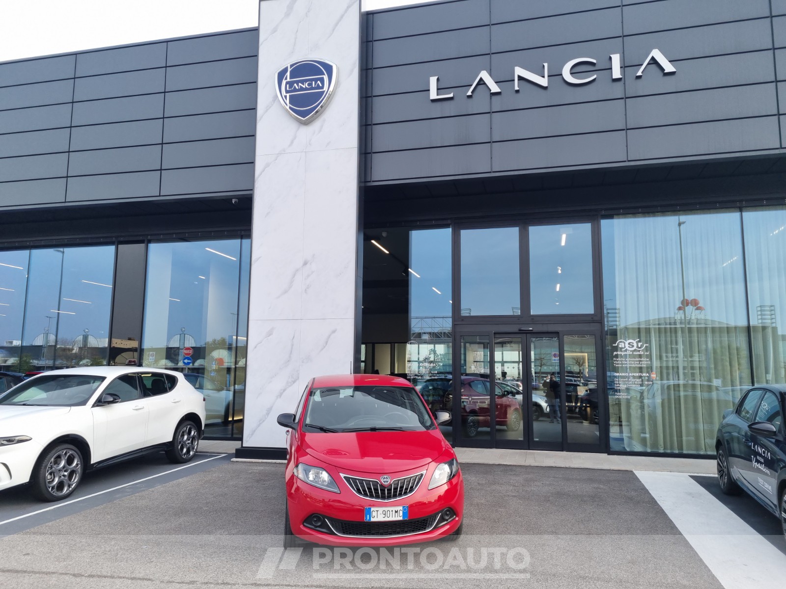 PRONTOAUTO Lancia Ypsilon