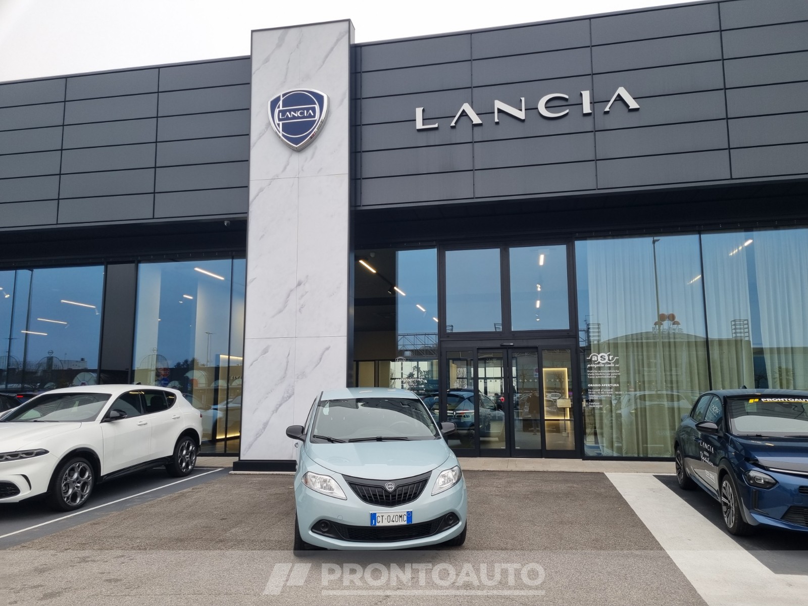 PRONTOAUTO Lancia Ypsilon