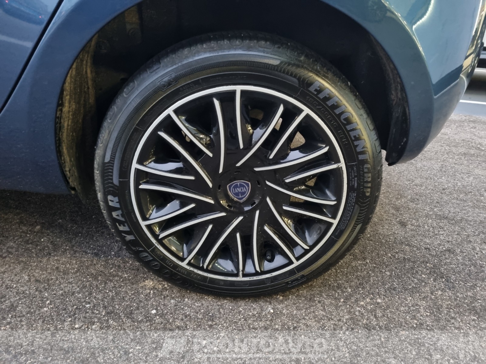 PRONTOAUTO Lancia Ypsilon