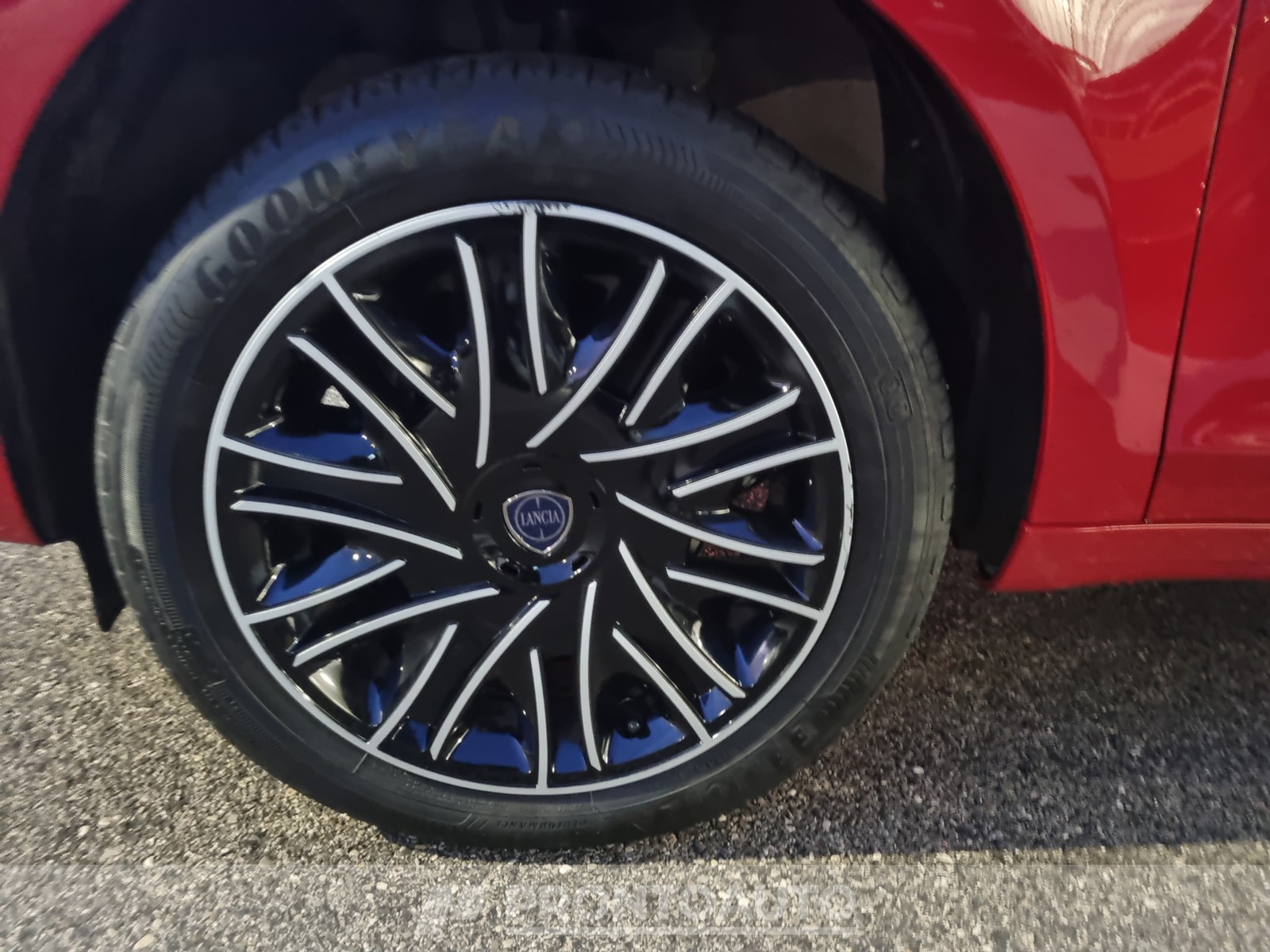 PRONTOAUTO Lancia Ypsilon