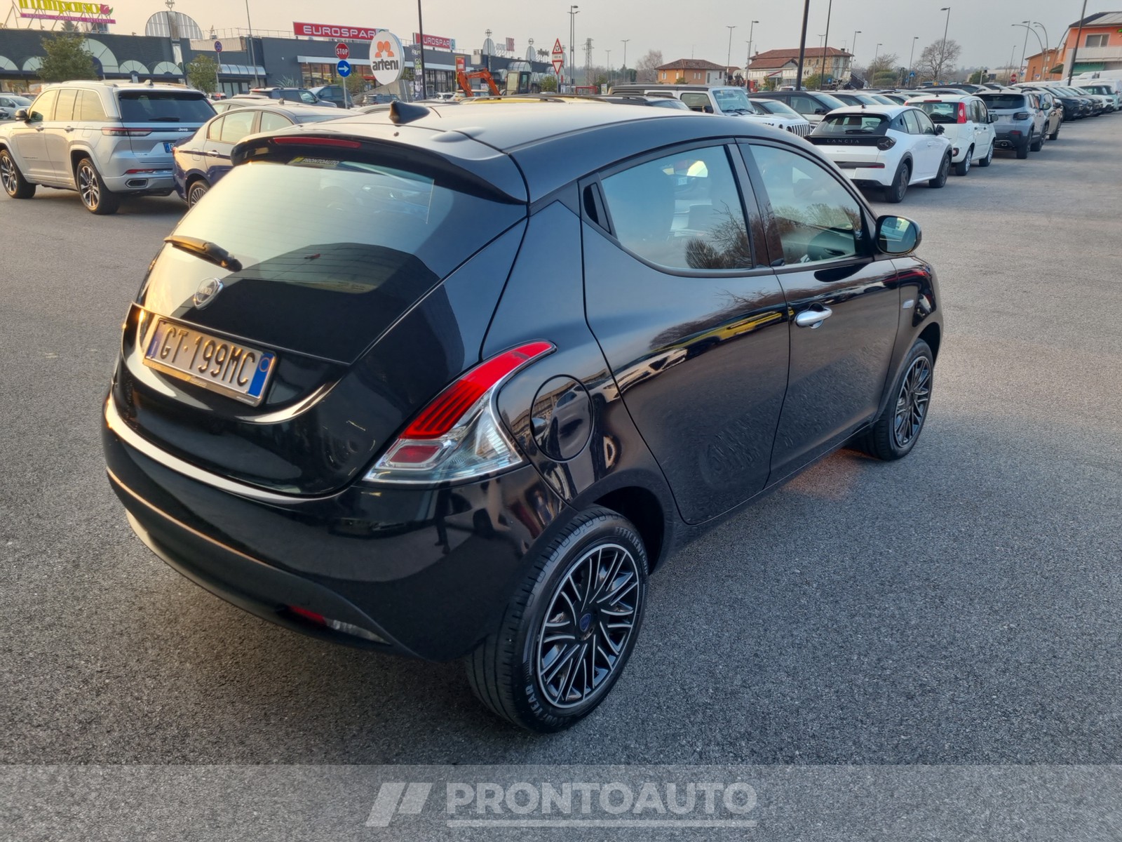 PRONTOAUTO Lancia Ypsilon