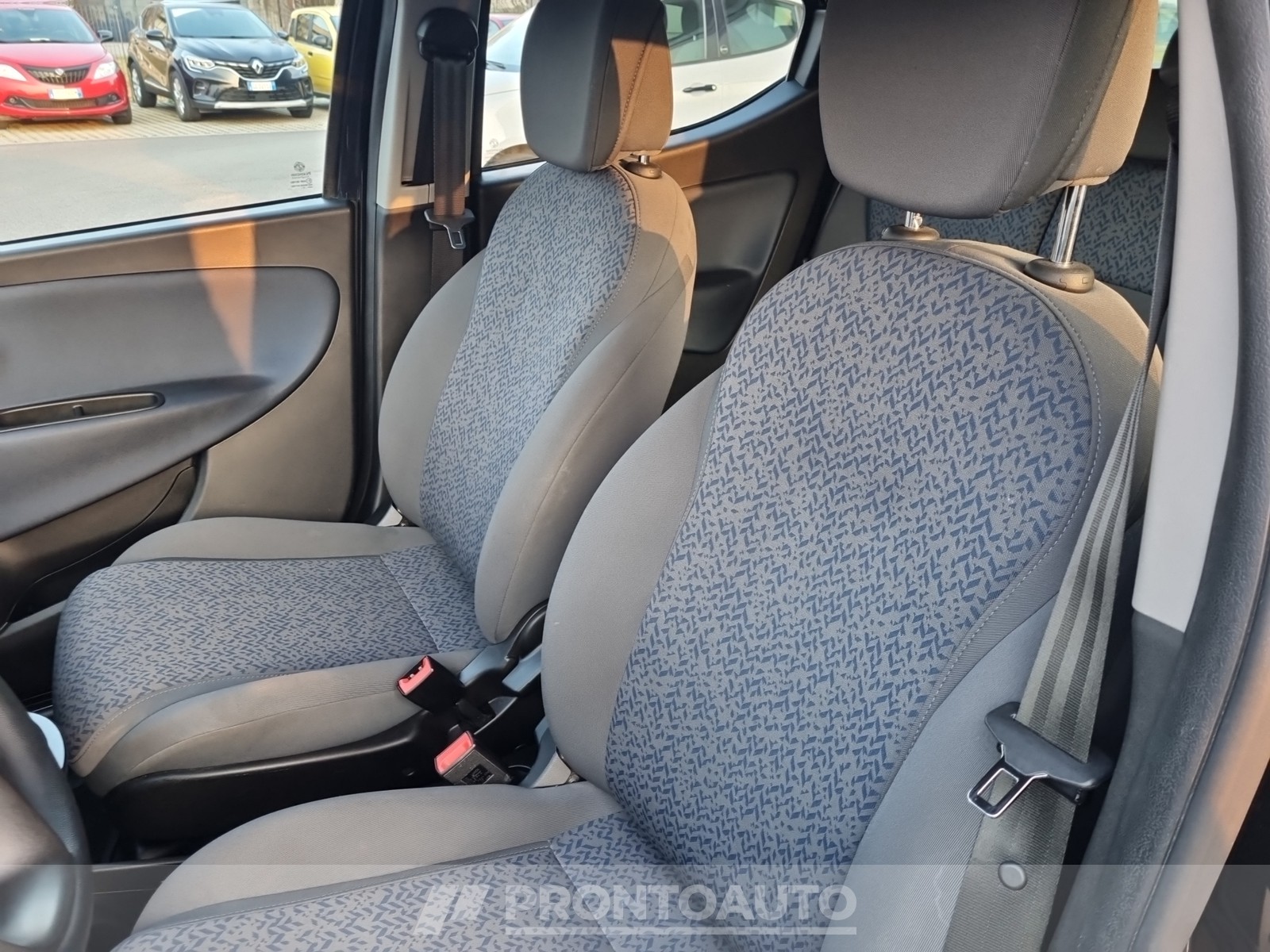 PRONTOAUTO Lancia Ypsilon