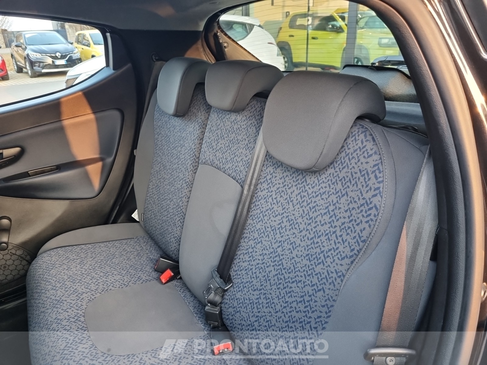 PRONTOAUTO Lancia Ypsilon