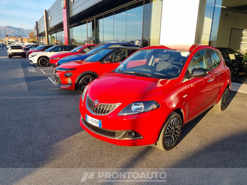 Lancia Ypsilon