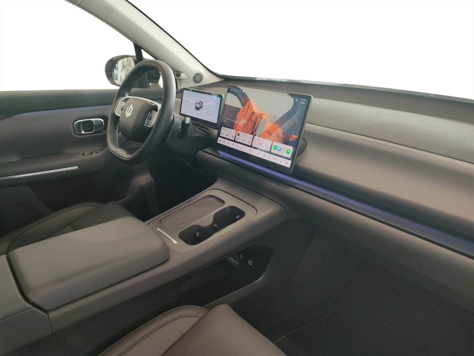 UNICAR Leapmotor C10