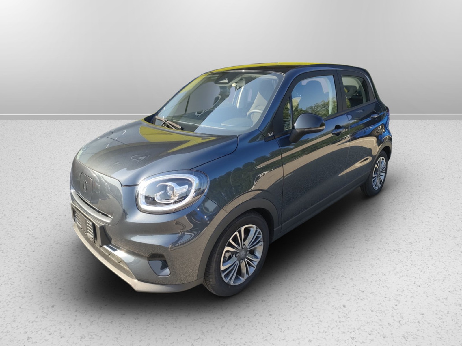 UNICAR Leapmotor T03