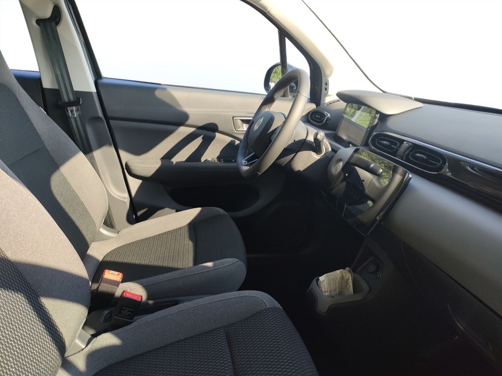 UNICAR Leapmotor T03