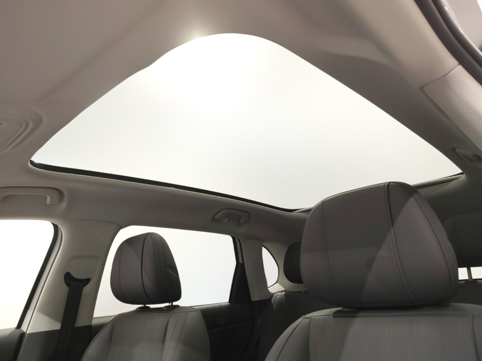 UNICAR Leapmotor B10