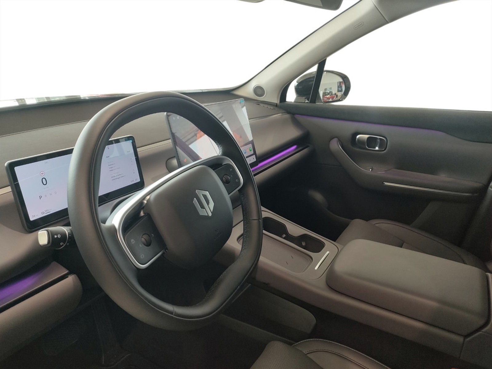 UNICAR Leapmotor C10