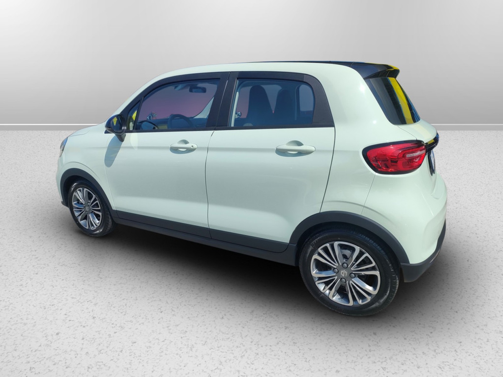 UNICAR Leapmotor T03