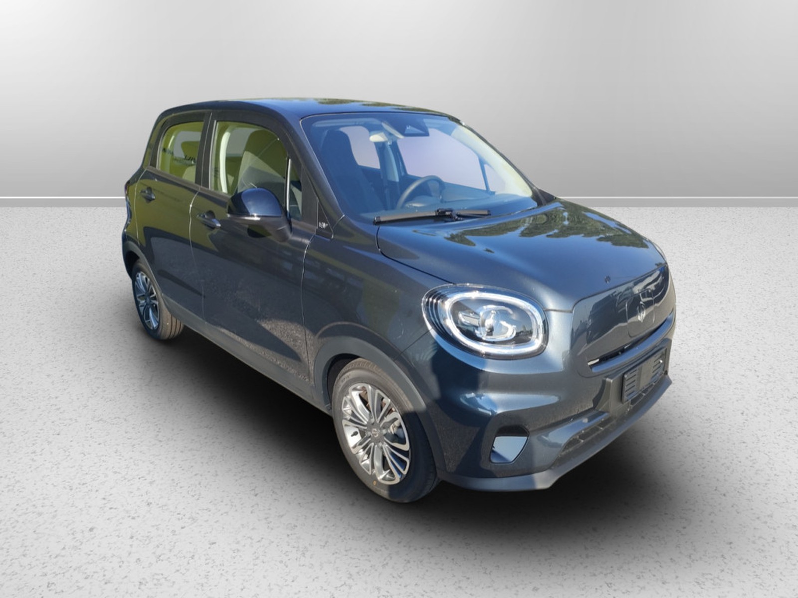 UNICAR Leapmotor T03