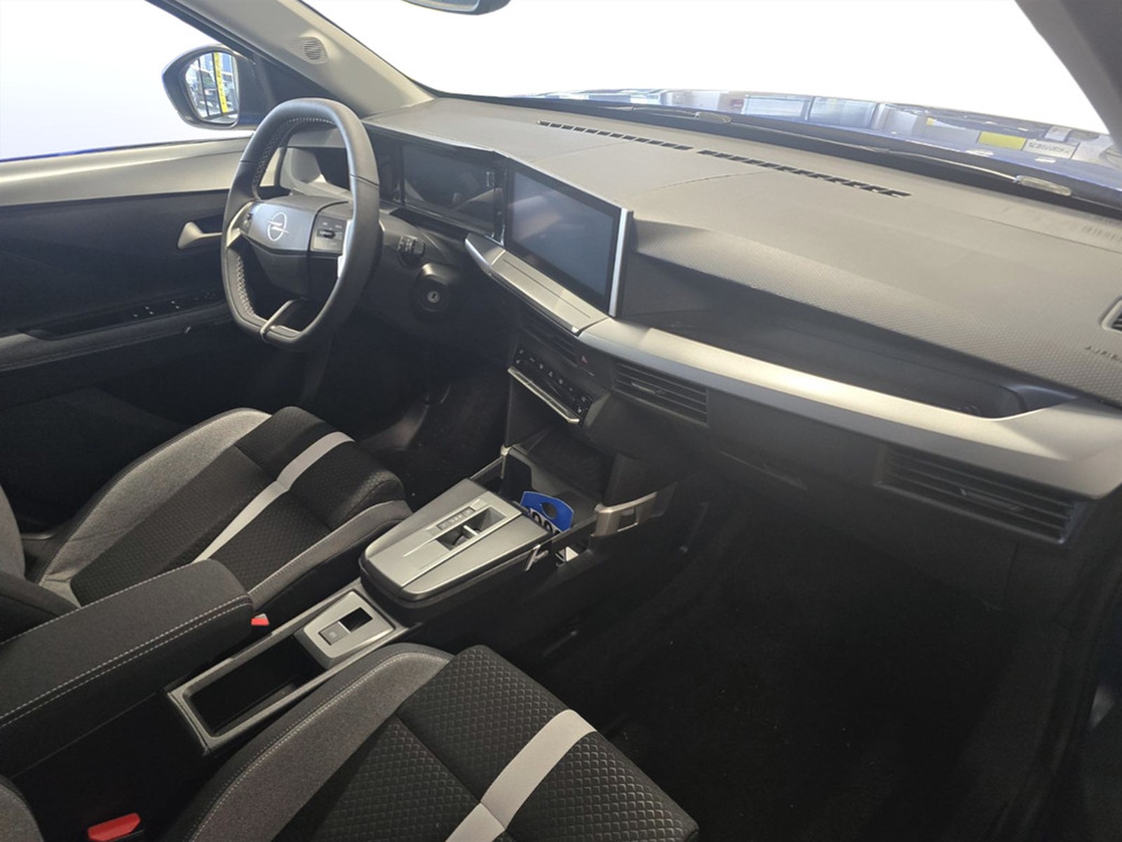 UNICAR Opel Frontera