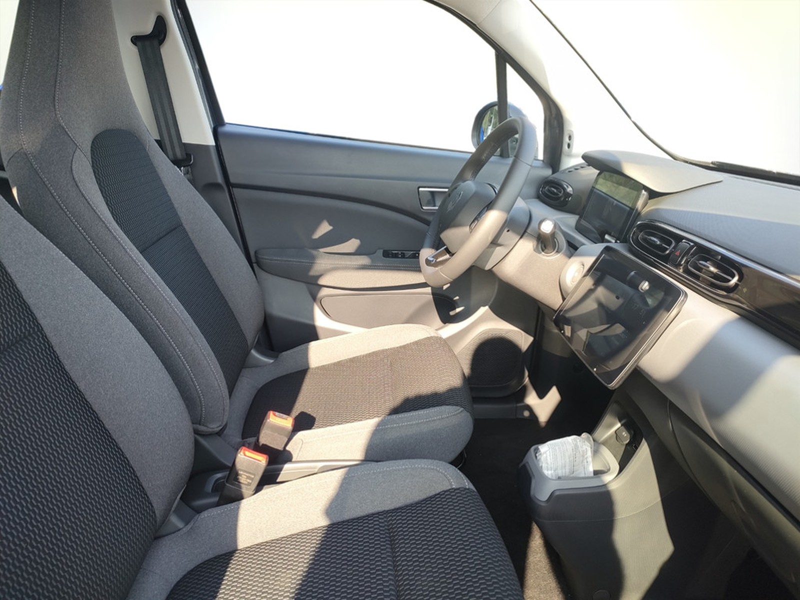 UNICAR Leapmotor T03