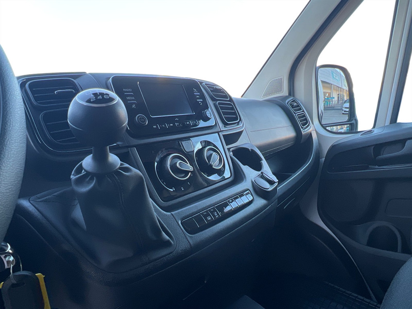 UNICAR Peugeot Boxer