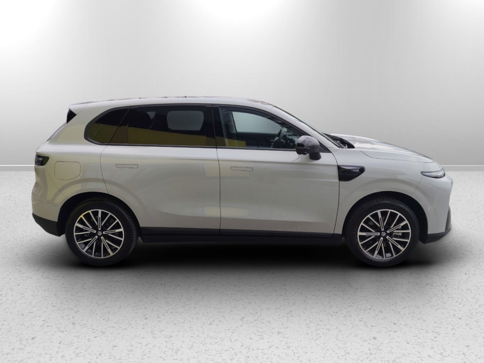 UNICAR Leapmotor B10