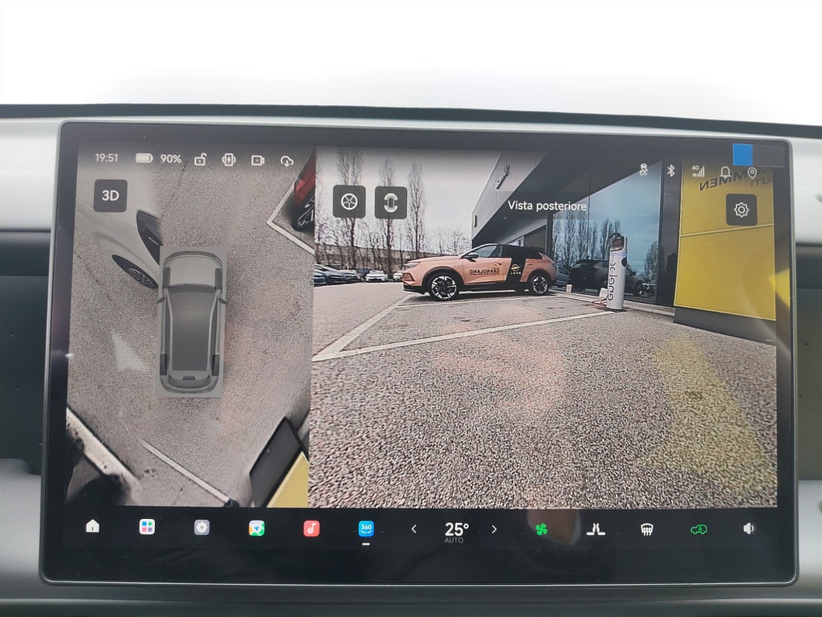 UNICAR Leapmotor B10