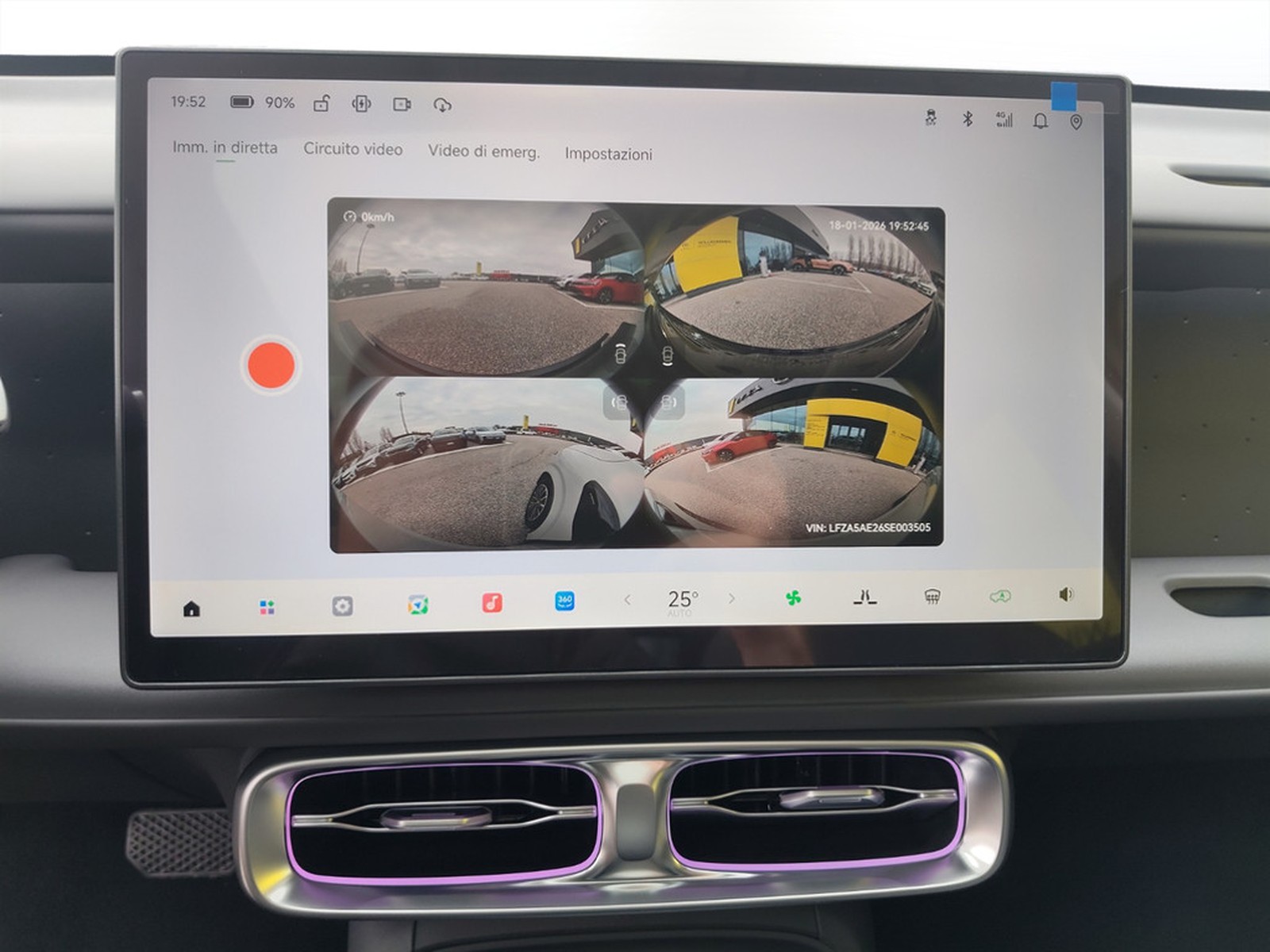 UNICAR Leapmotor B10