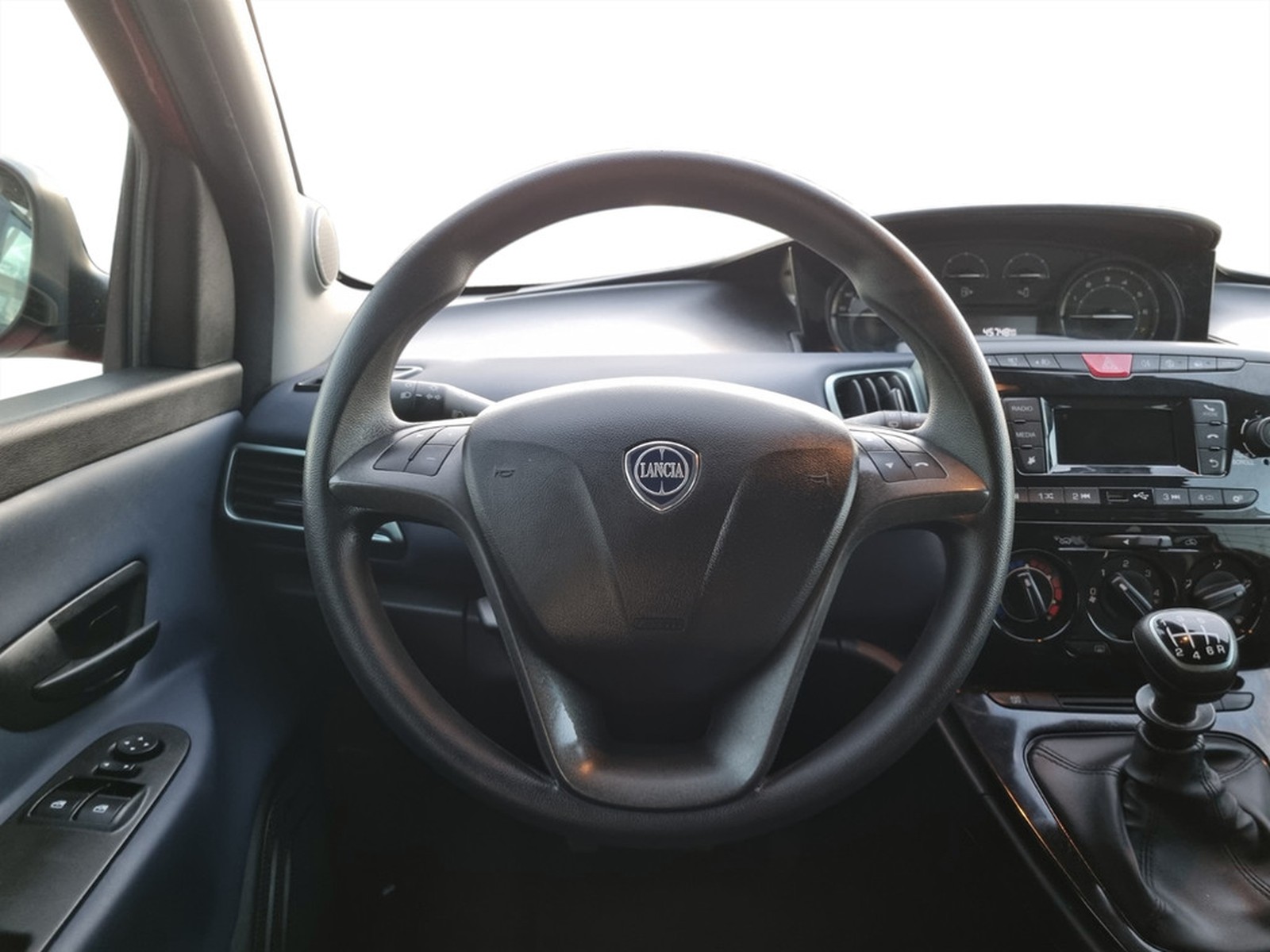 PRONTOAUTO Lancia Ypsilon