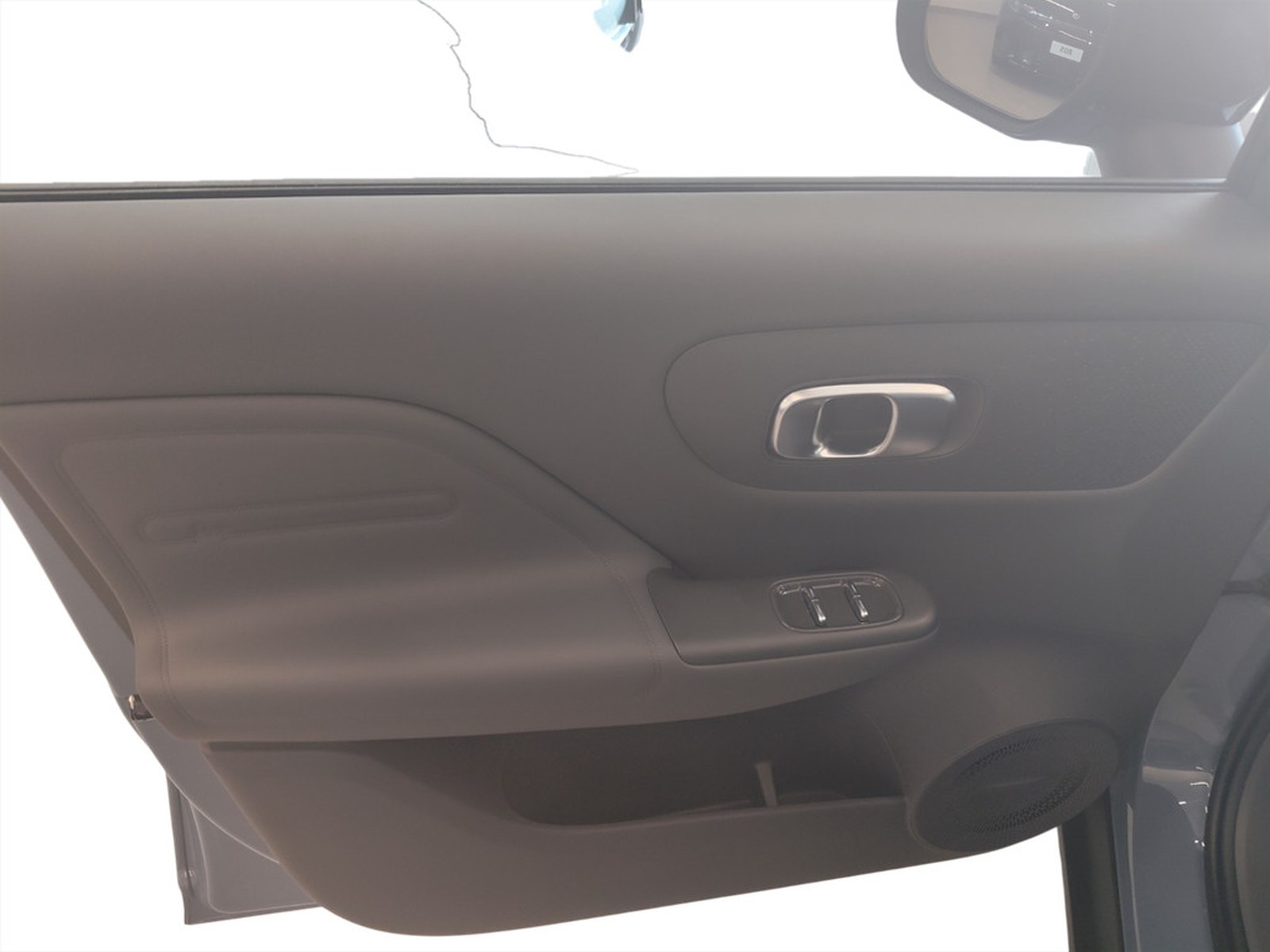 UNICAR Leapmotor B10