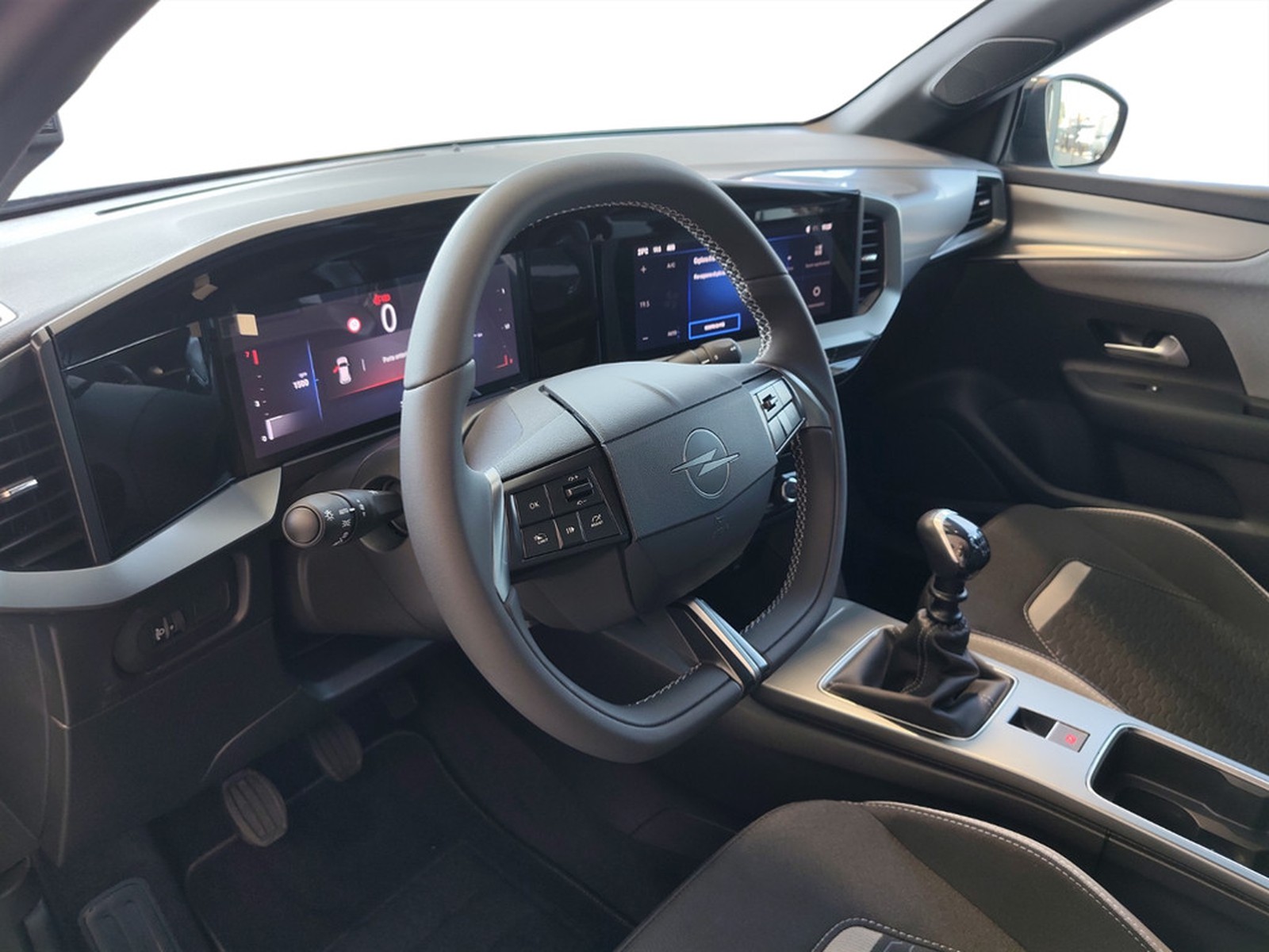 UNICAR Opel Mokka