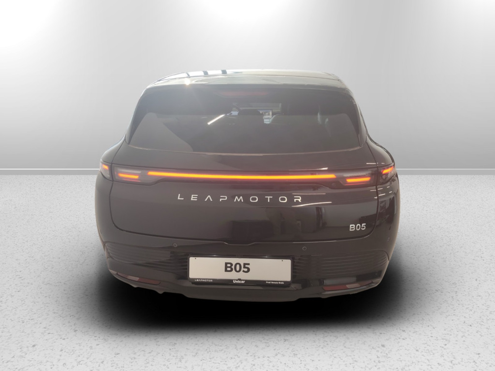 UNICAR Leapmotor B05