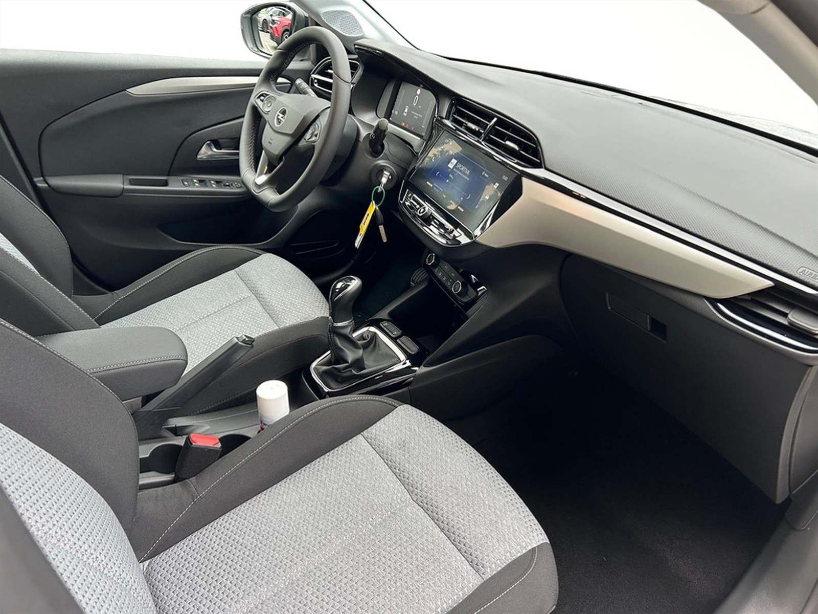 UNICAR Opel Corsa