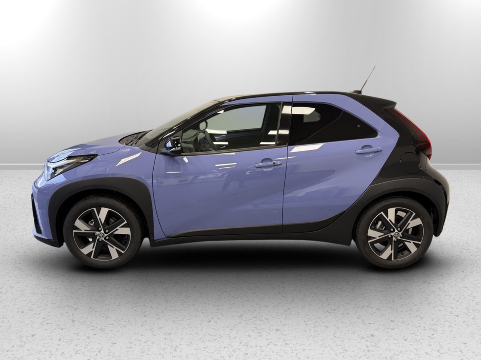 CARINI Toyota Aygo