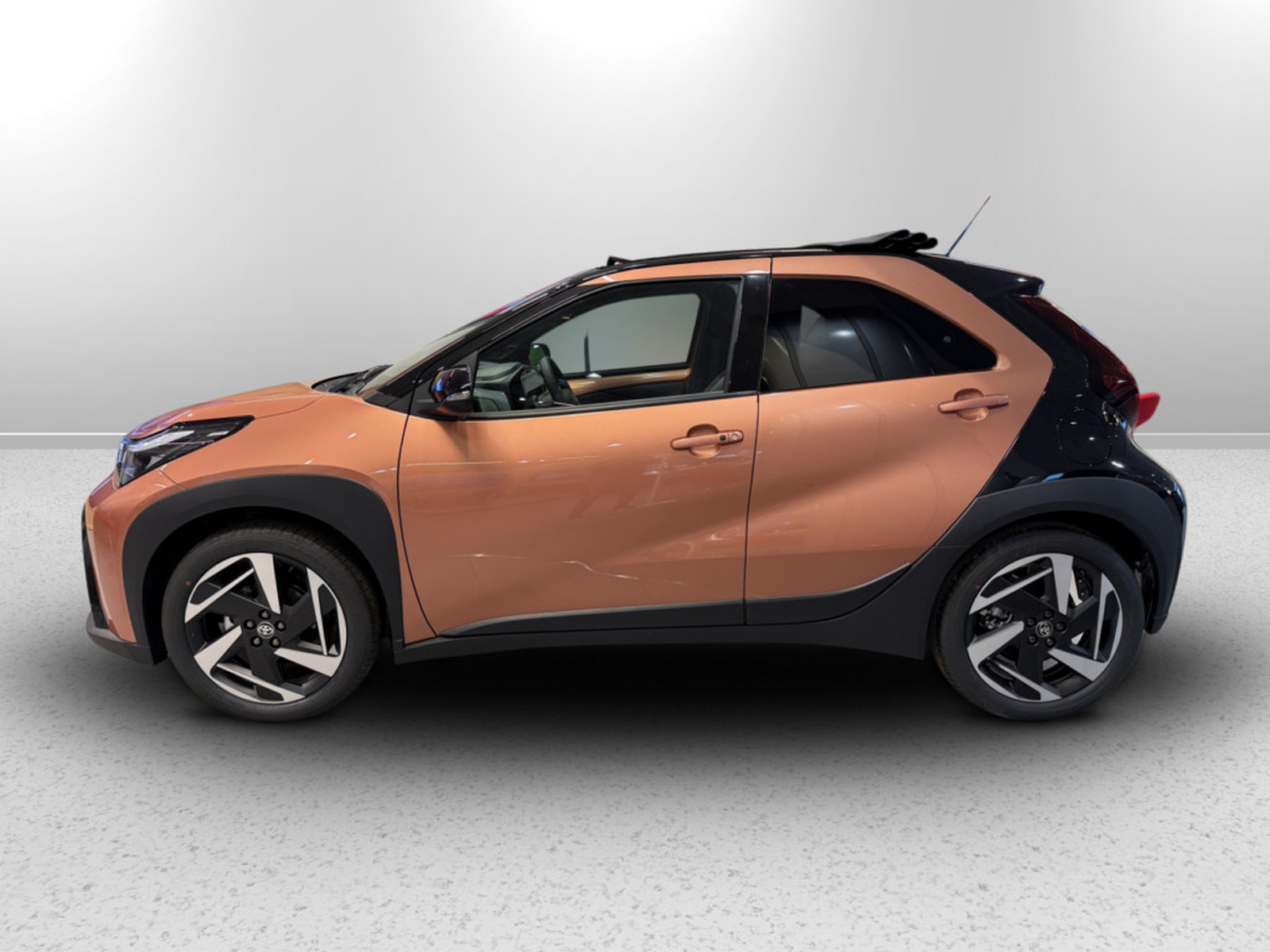 CARINI Toyota Aygo