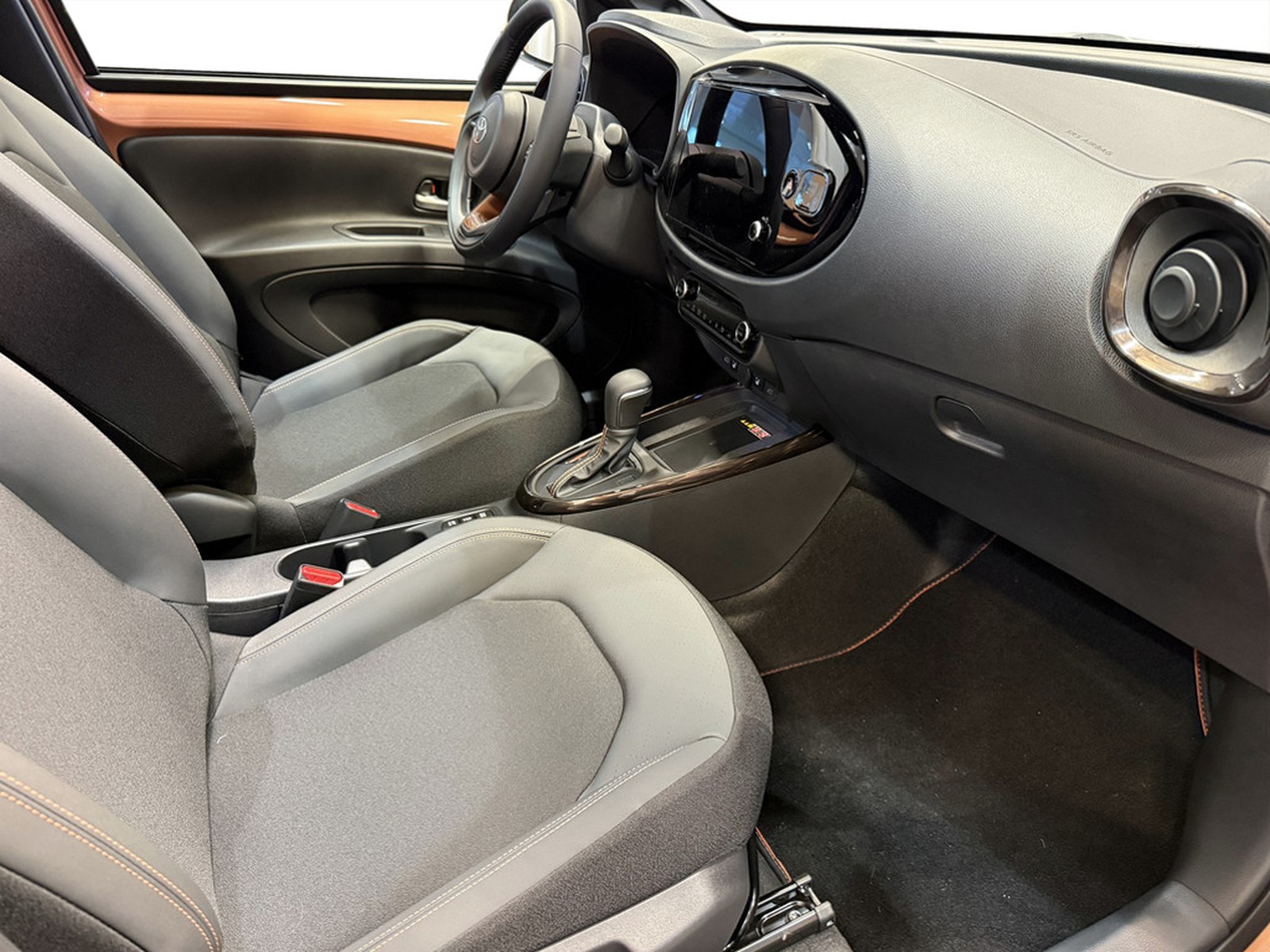 CARINI Toyota Aygo