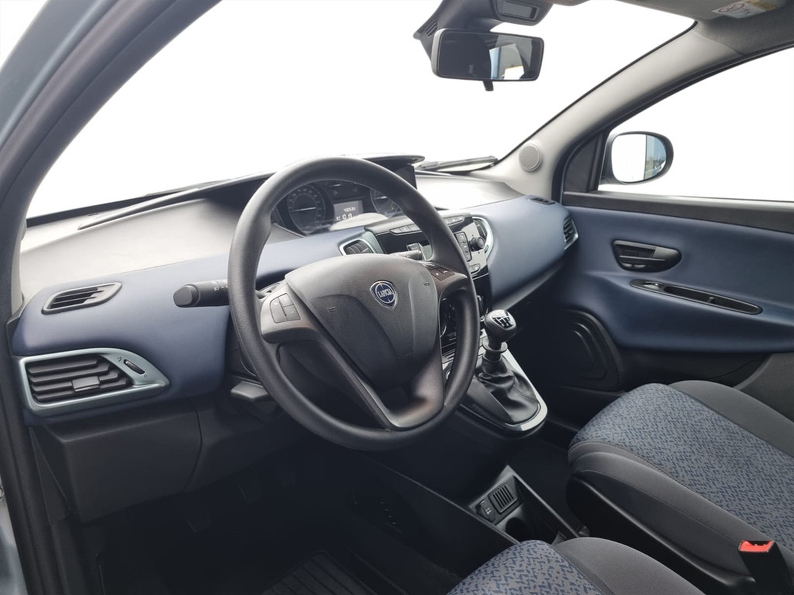 PRONTOAUTO Lancia Ypsilon