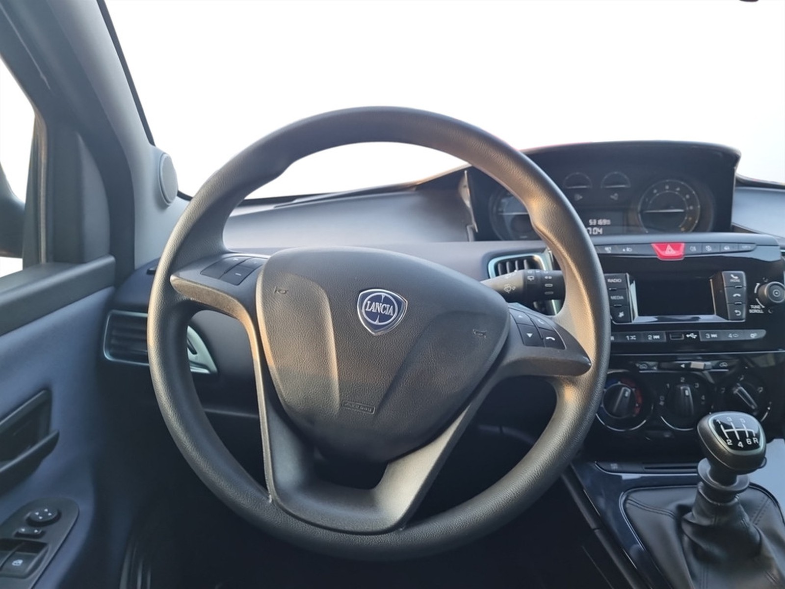 PRONTOAUTO Lancia Ypsilon