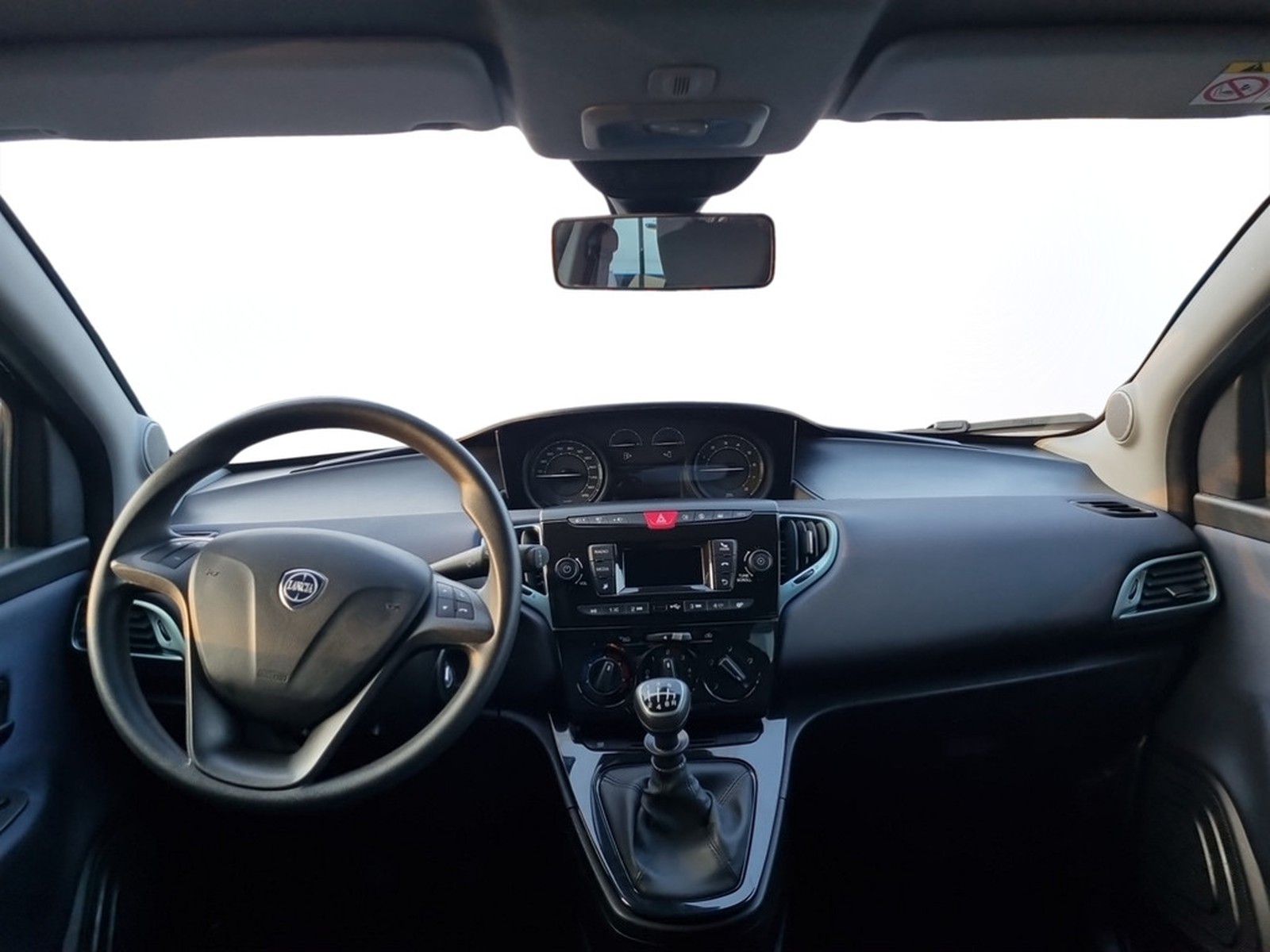 PRONTOAUTO Lancia Ypsilon