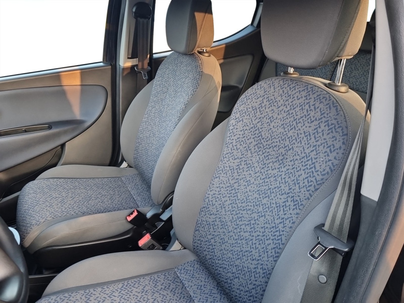 PRONTOAUTO Lancia Ypsilon