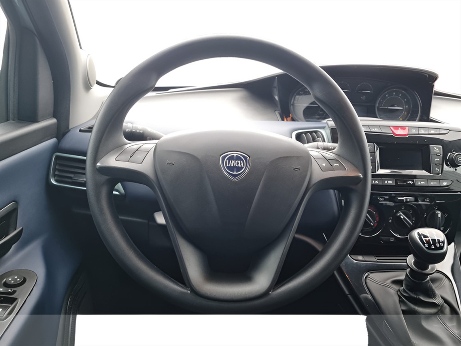 PRONTOAUTO Lancia Ypsilon