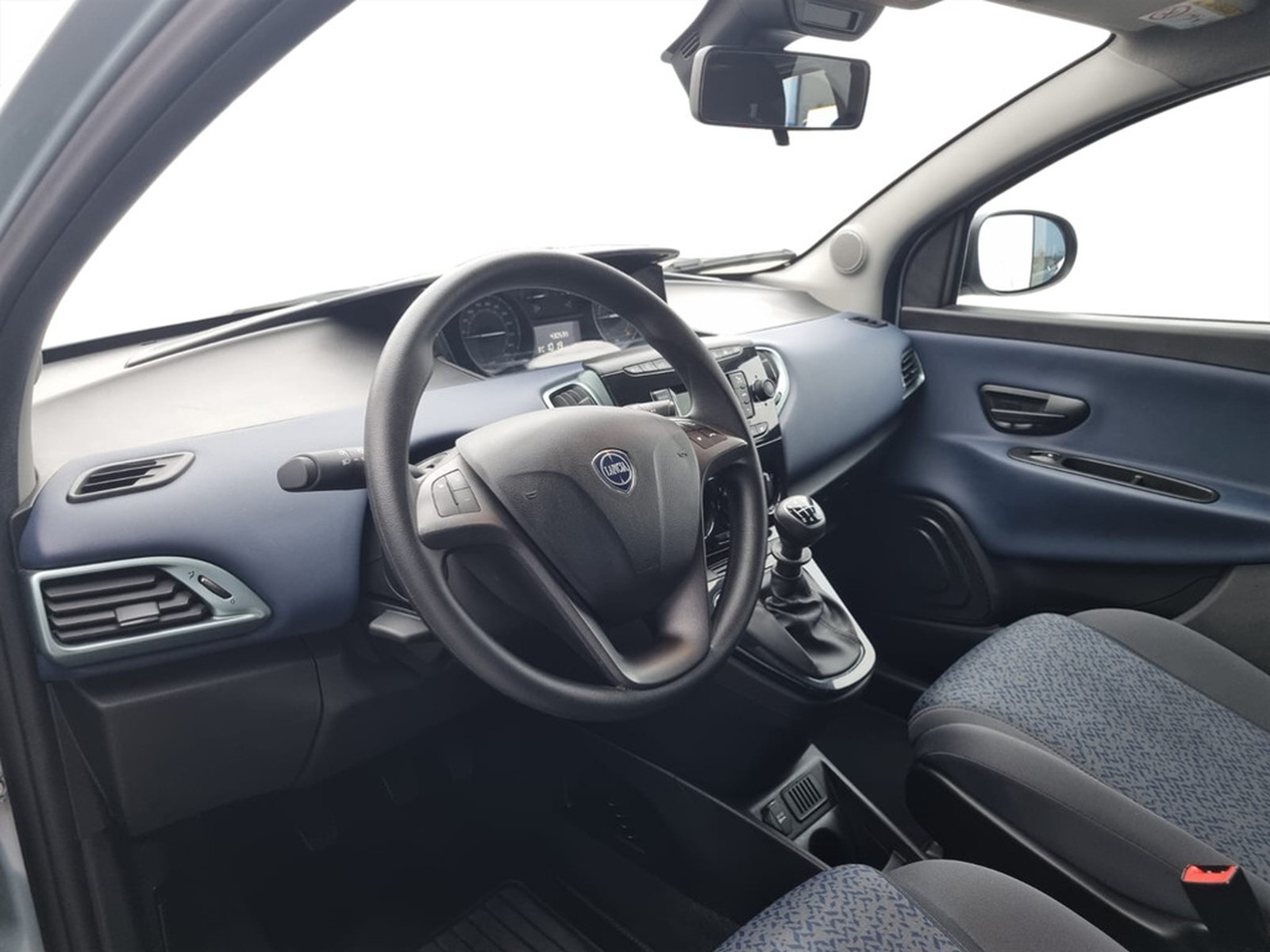 PRONTOAUTO Lancia Ypsilon
