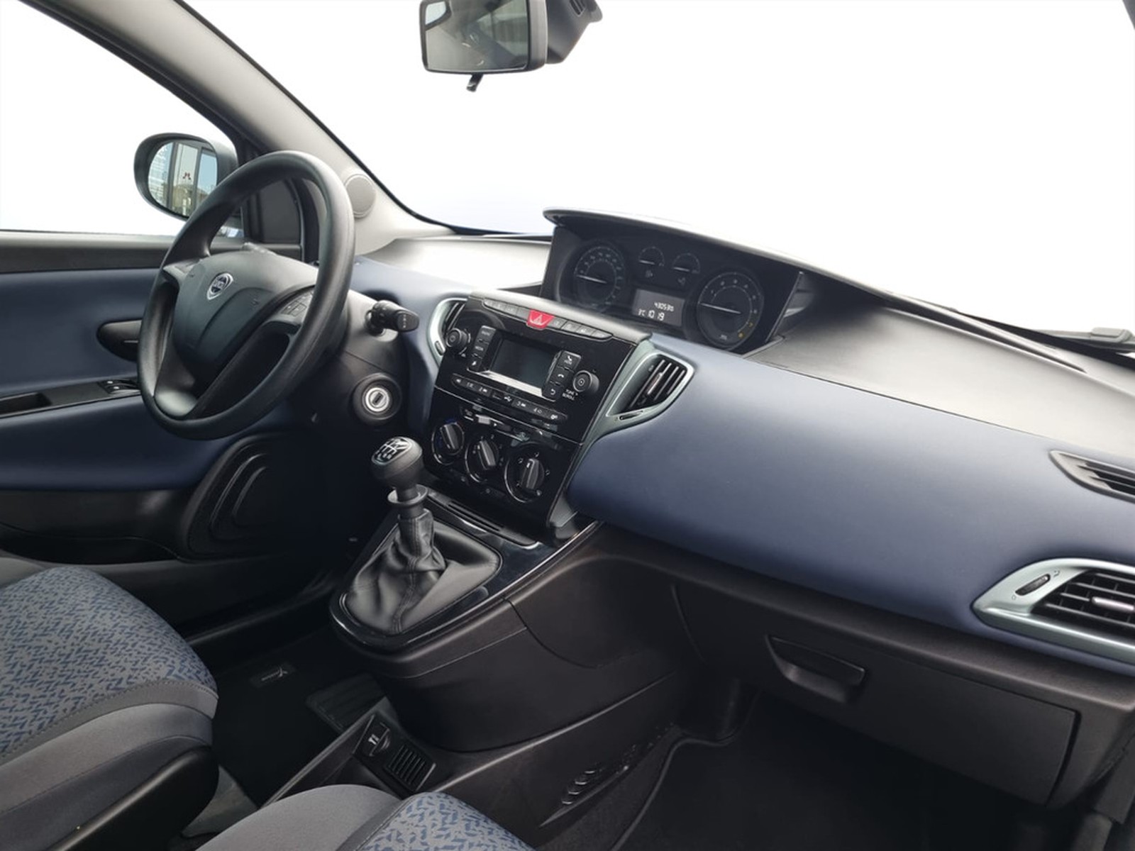 PRONTOAUTO Lancia Ypsilon