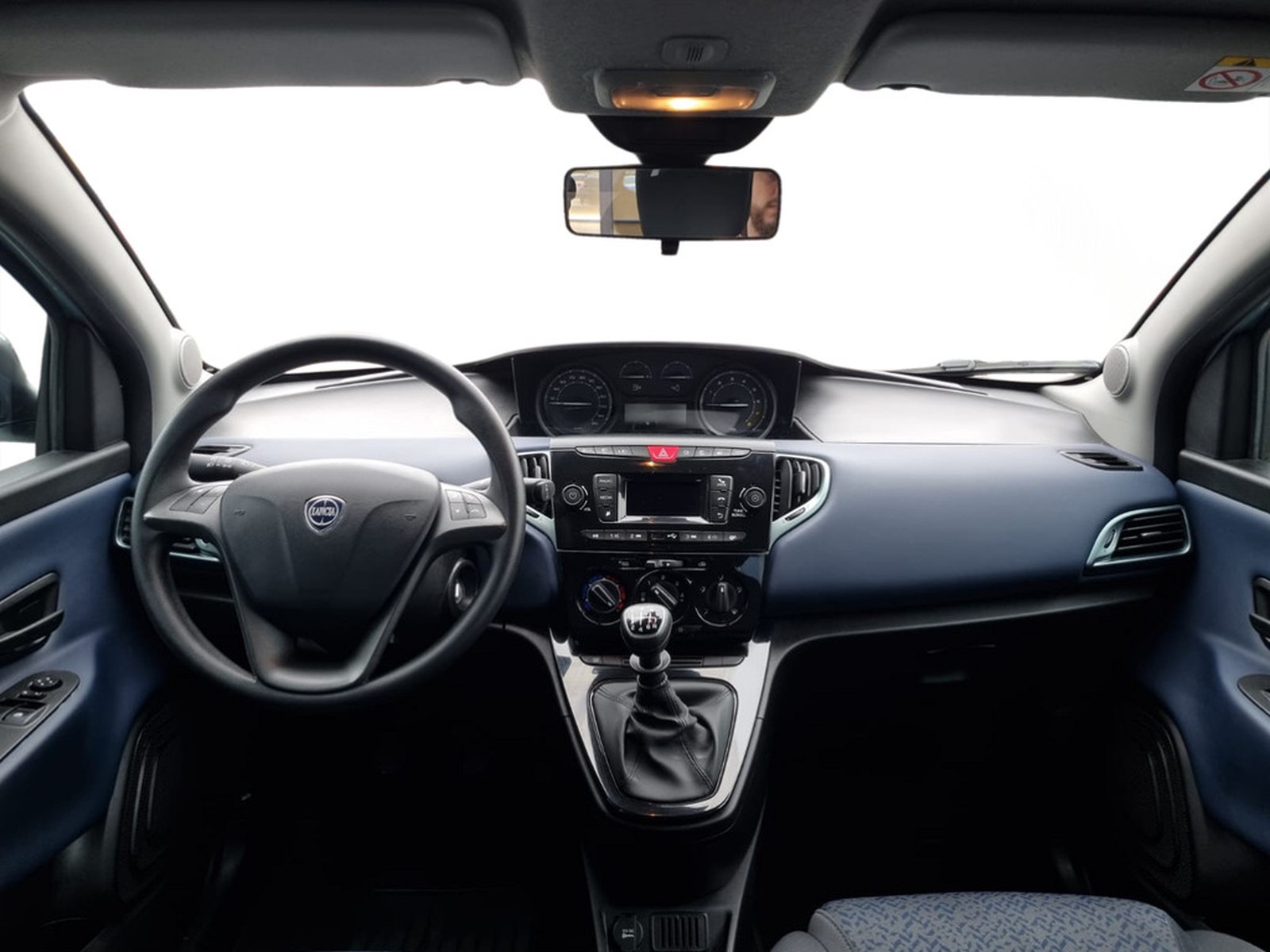PRONTOAUTO Lancia Ypsilon
